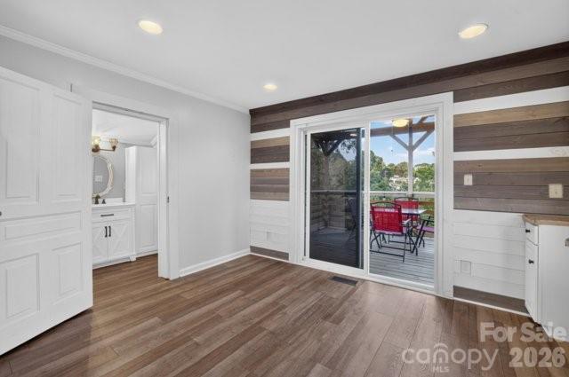 403 SW Spruce Street SW — Lenoir