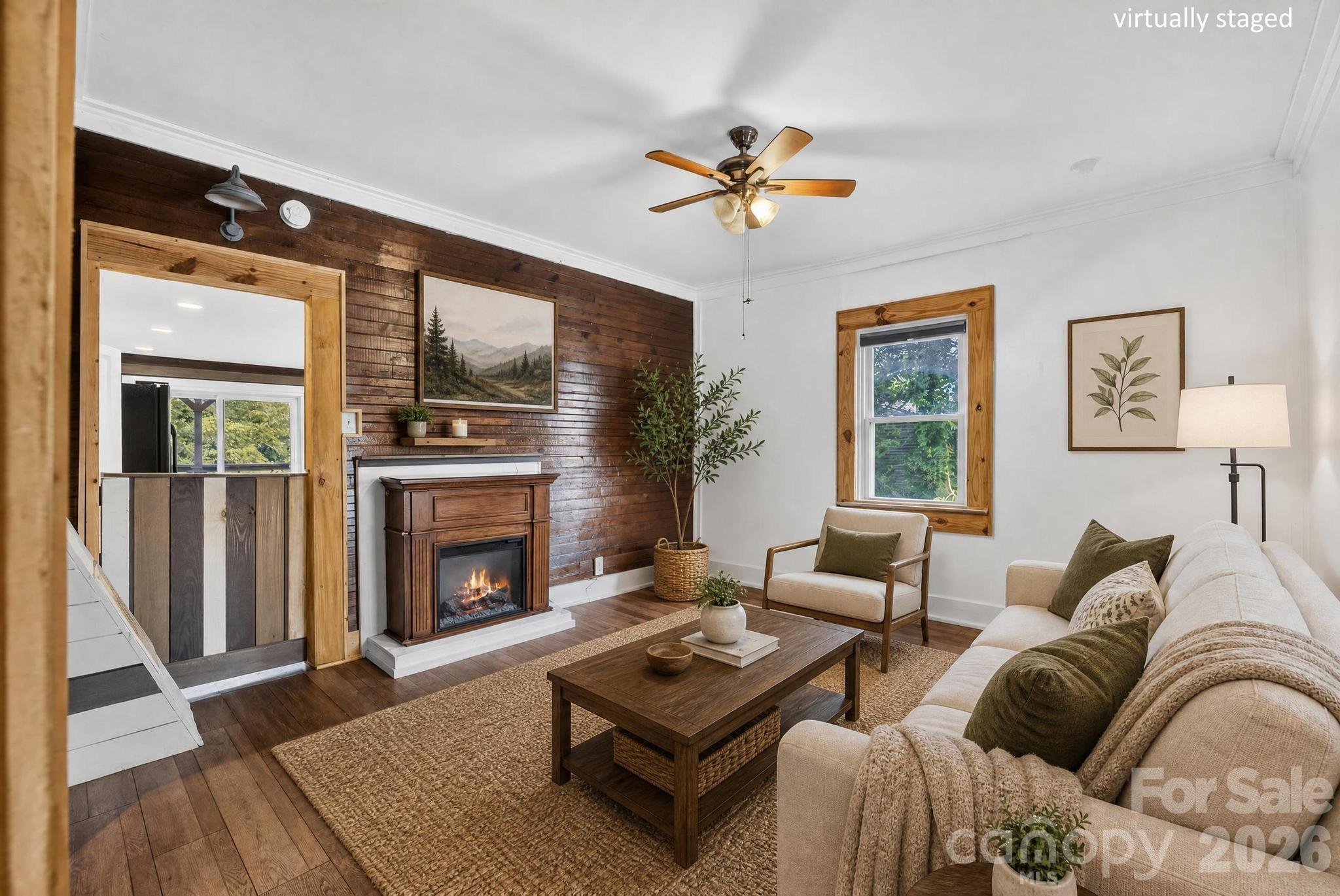 403 SW Spruce Street SW — Lenoir