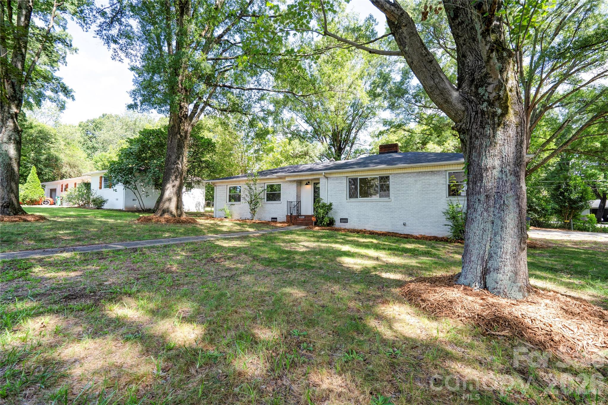 6109 Robinson Church Road — Charlotte