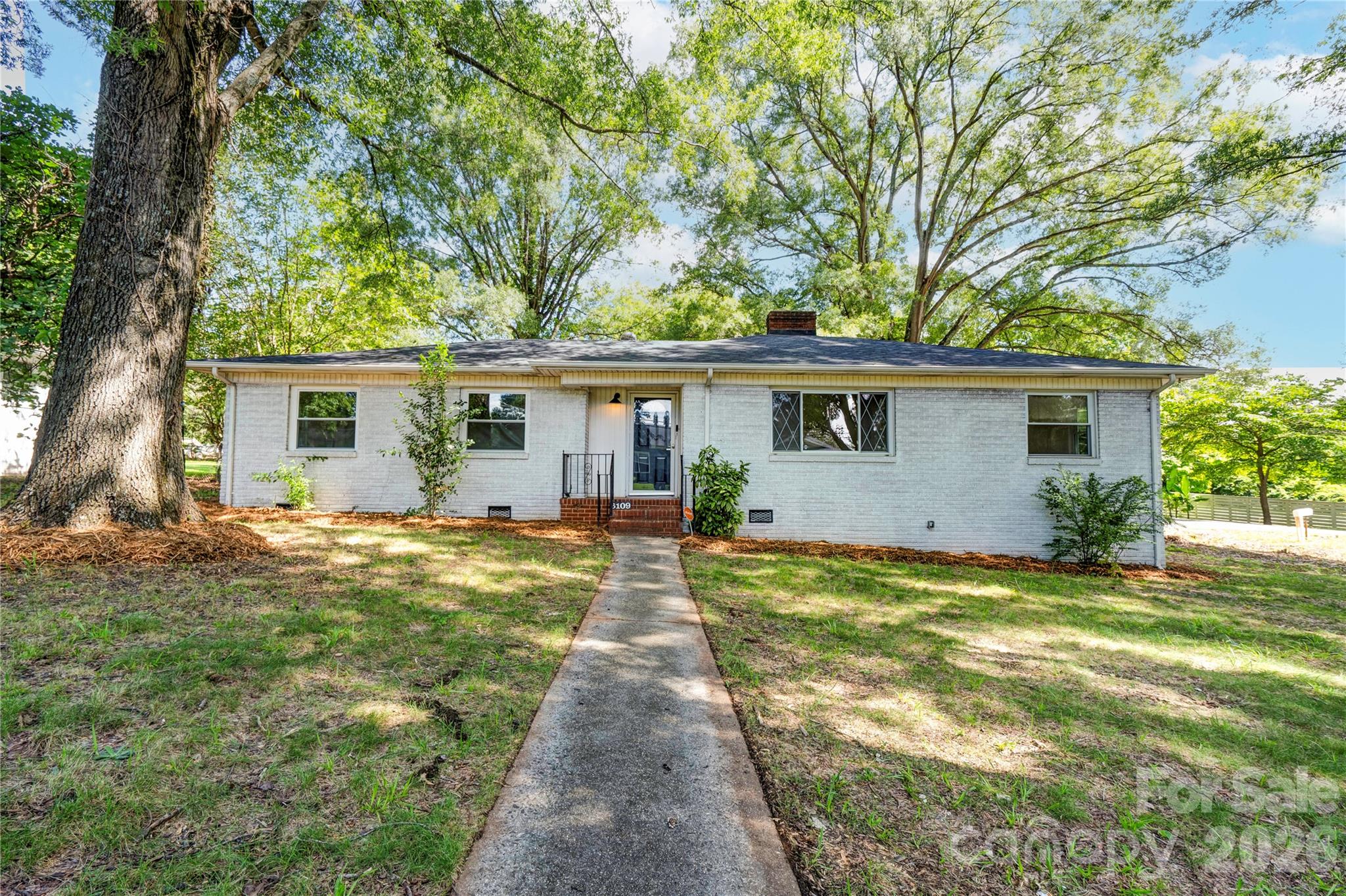 6109 Robinson Church Road — Charlotte