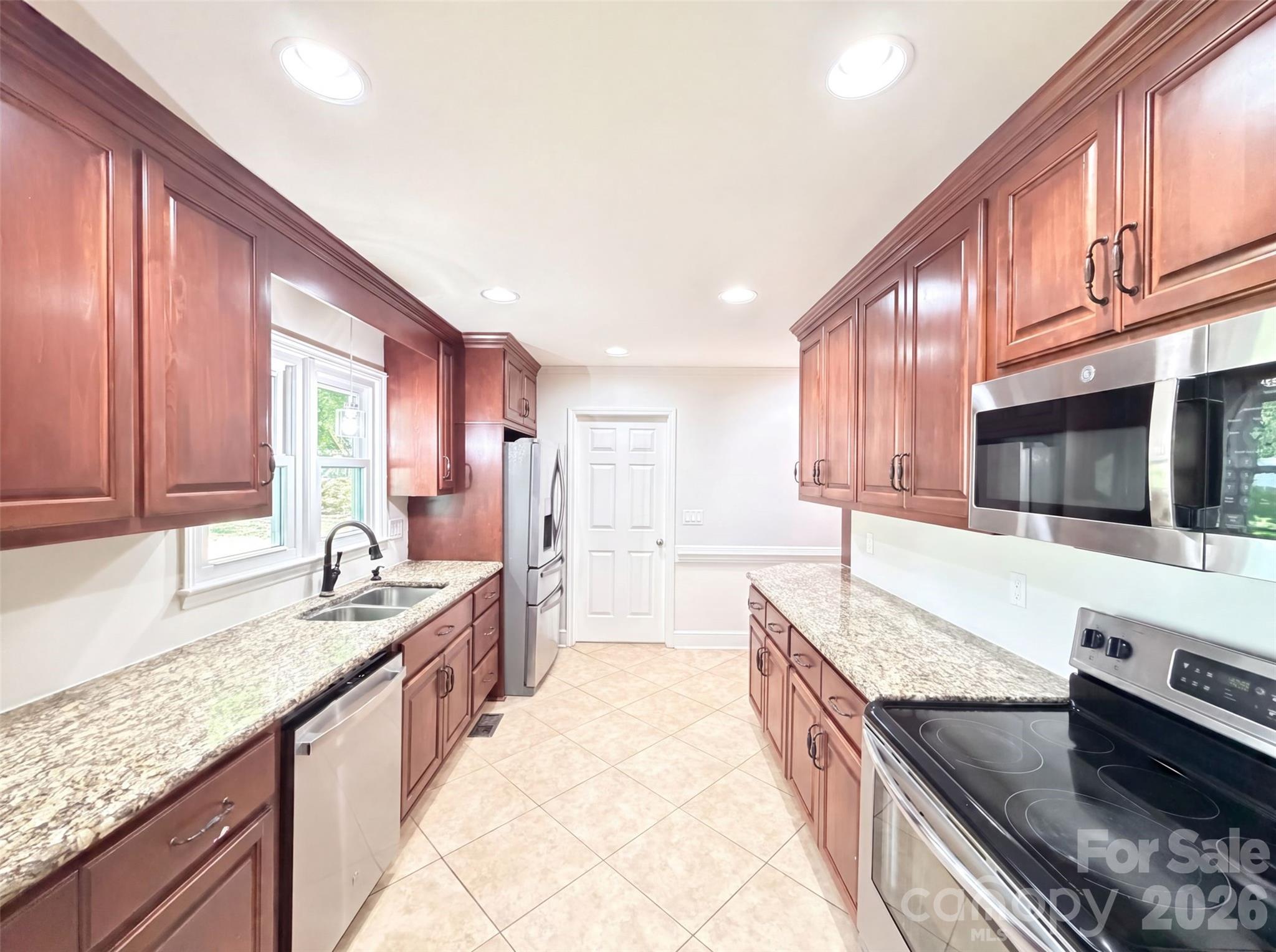 9020 Bartlett Road — Charlotte
