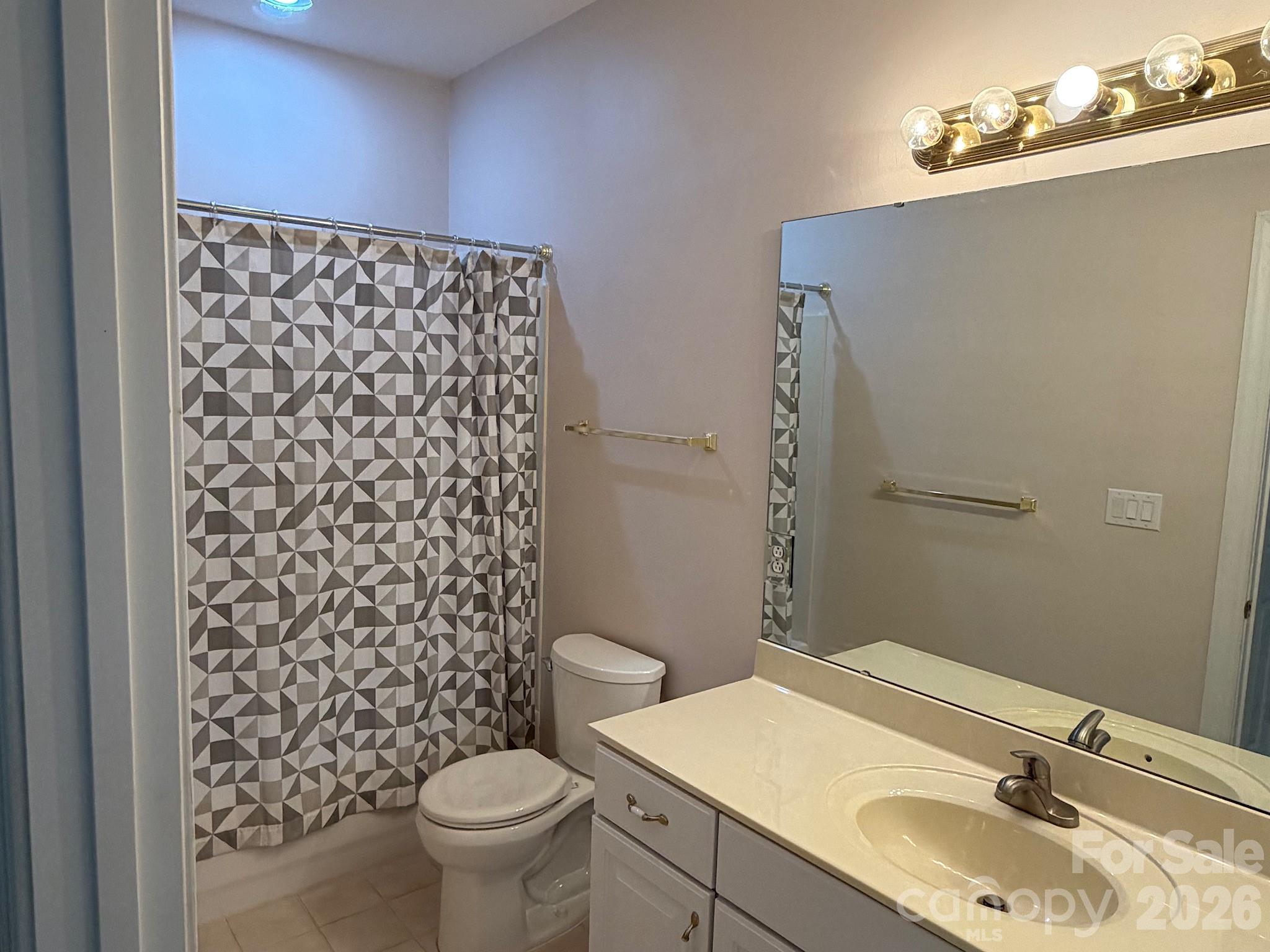 8528 Highland Glen Drive — Charlotte
