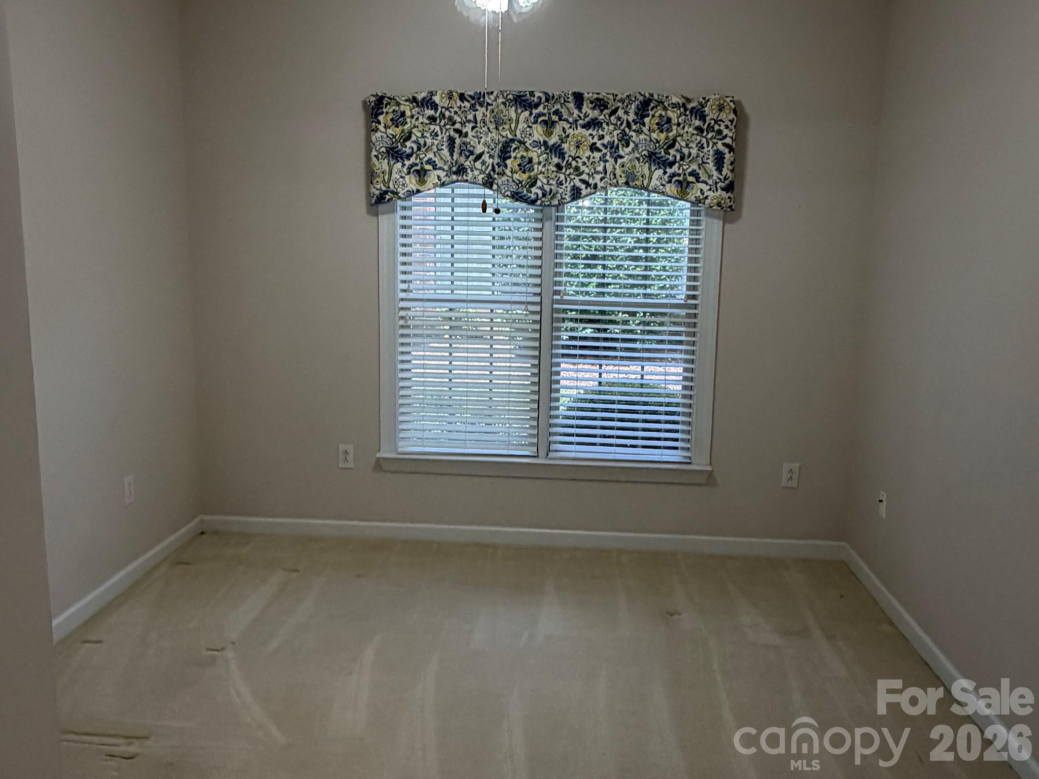 8528 Highland Glen Drive — Charlotte