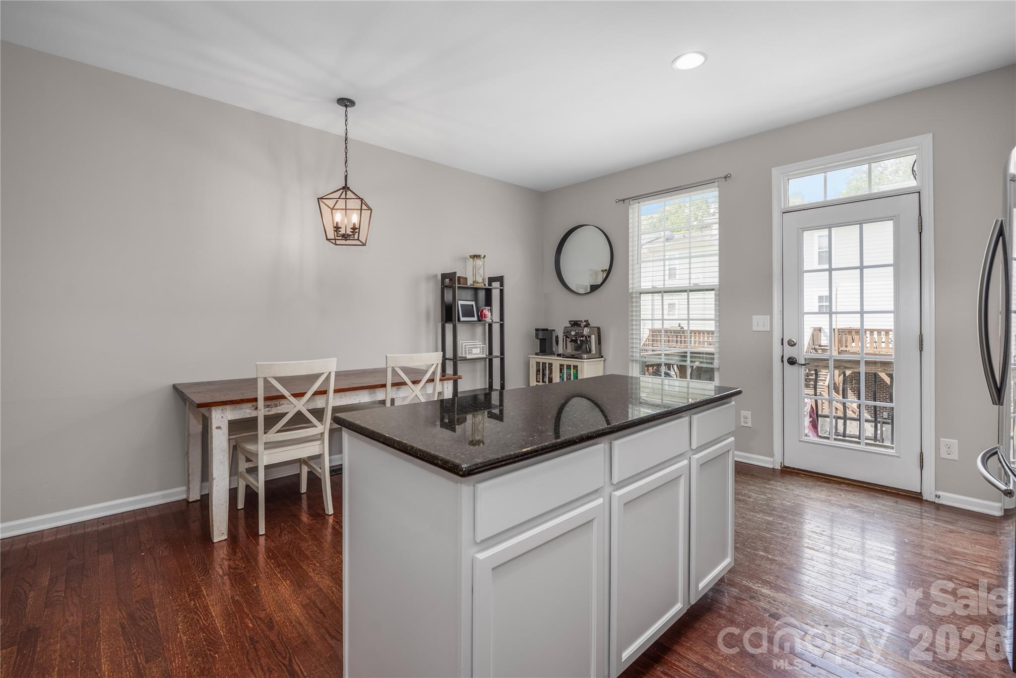 13811 Hill Street — Huntersville