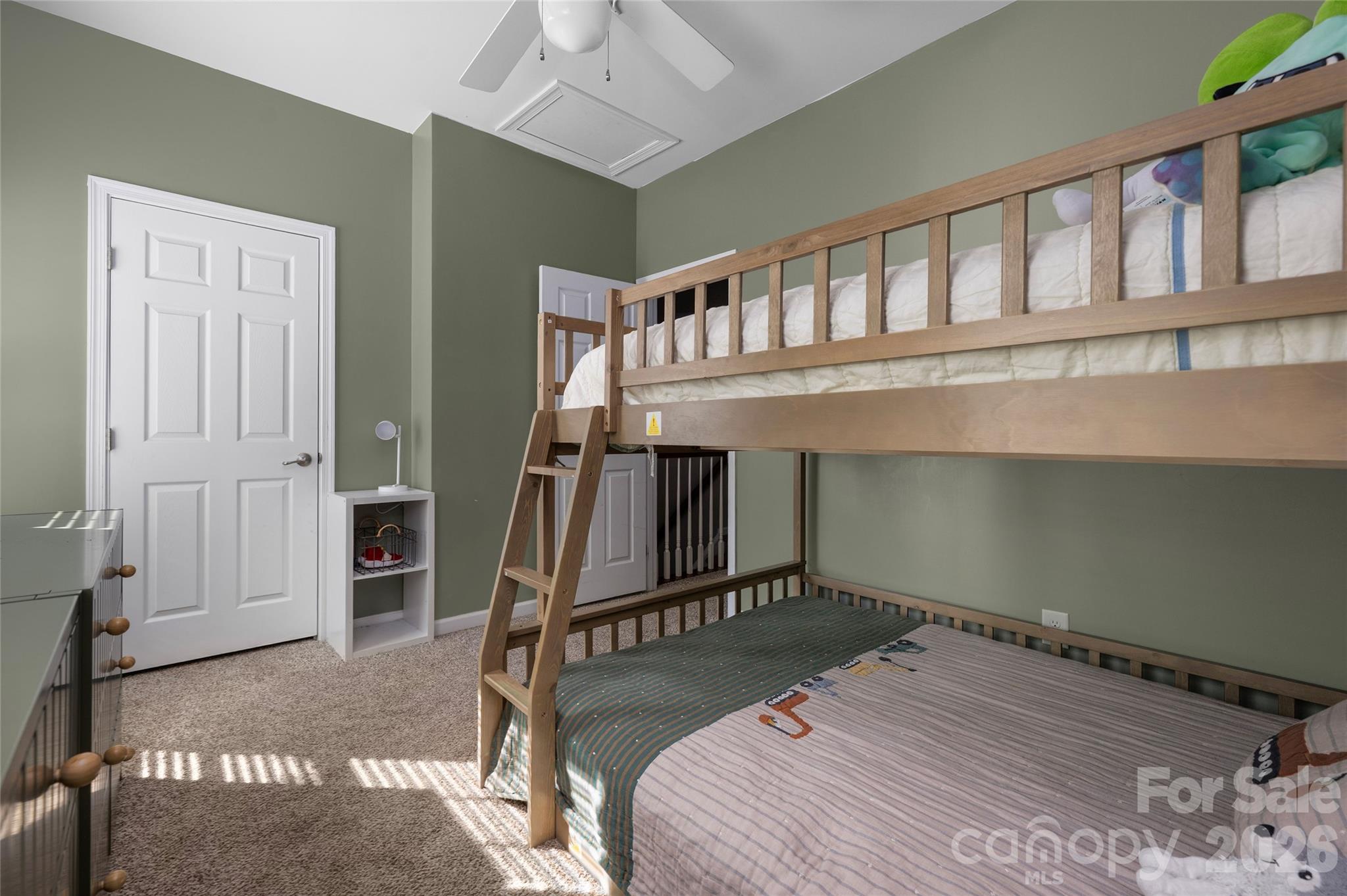 13811 Hill Street — Huntersville