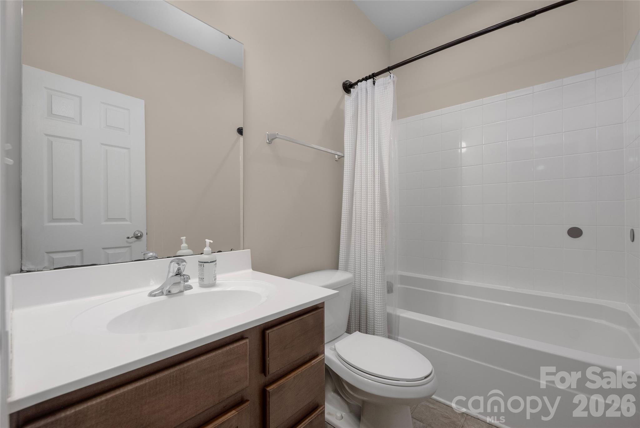 13811 Hill Street — Huntersville