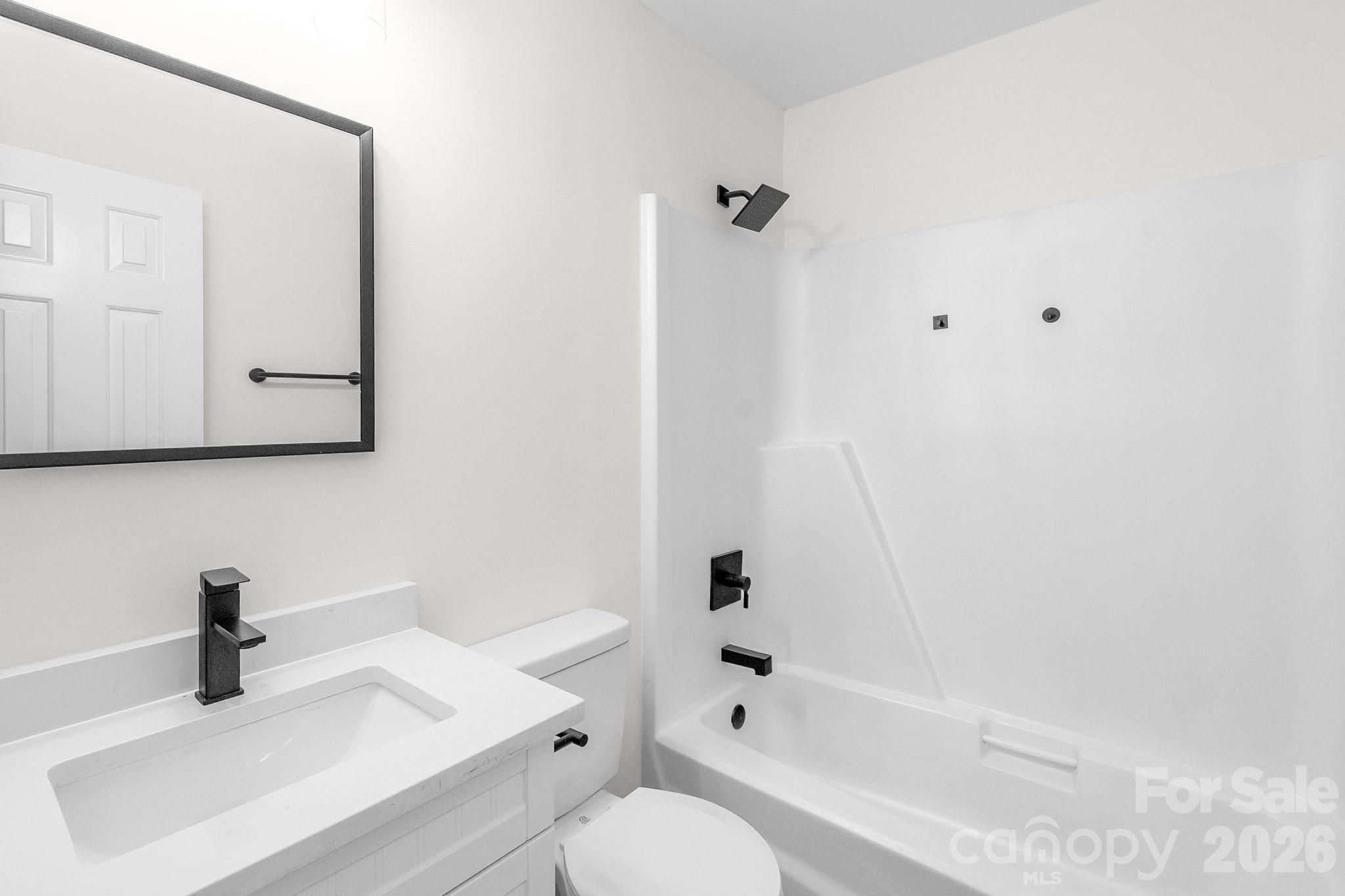 8425 Lochinvar Drive — Charlotte