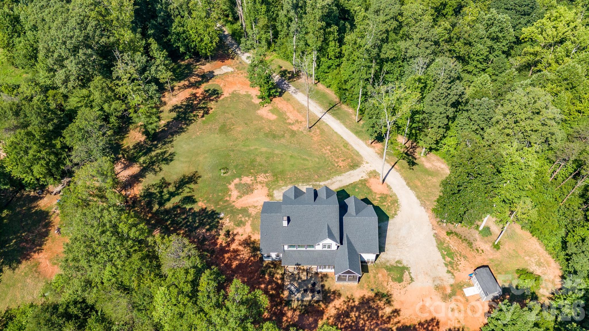 378 Walnut Tree Road — Statesville
