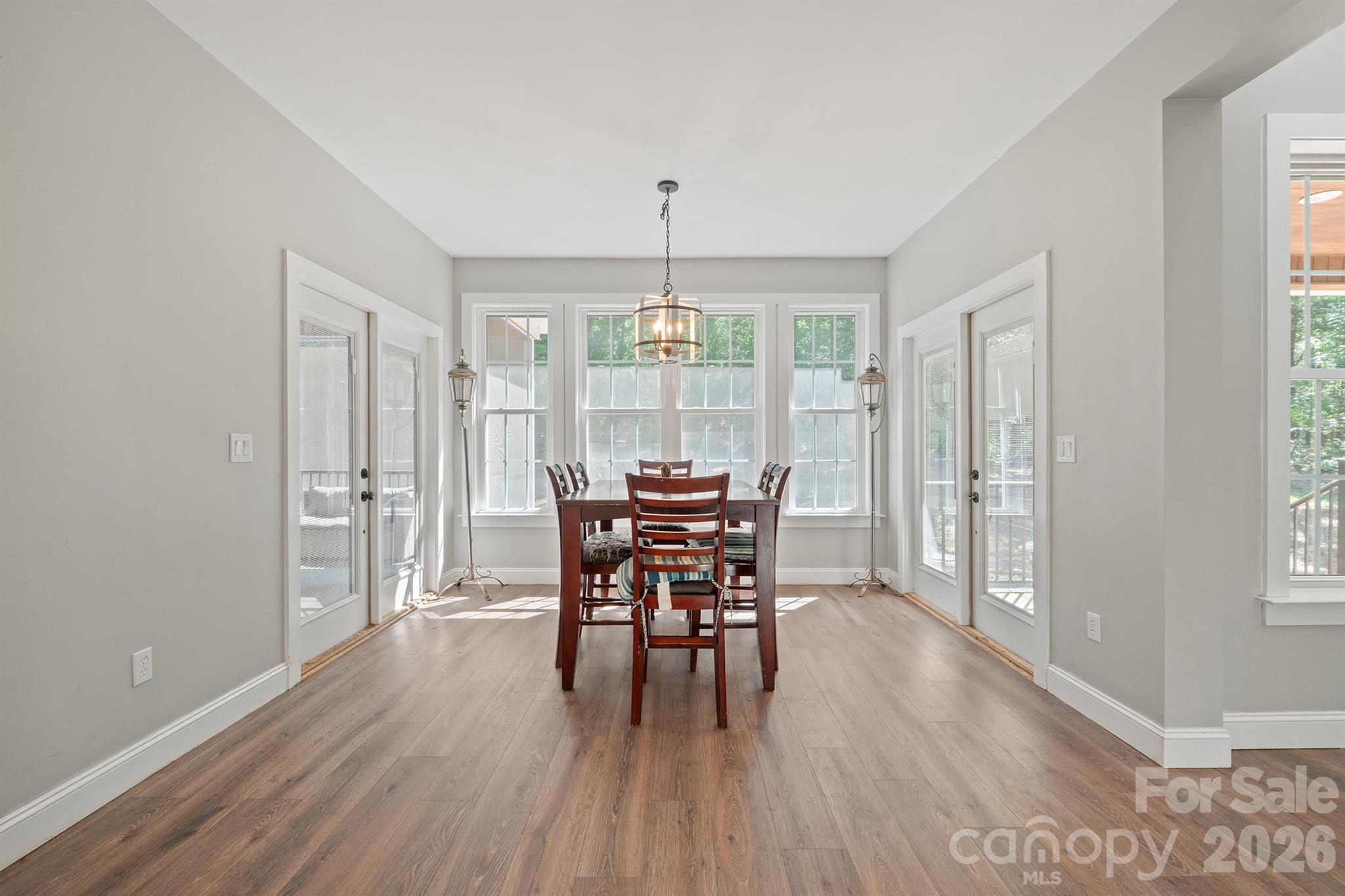 378 Walnut Tree Road — Statesville