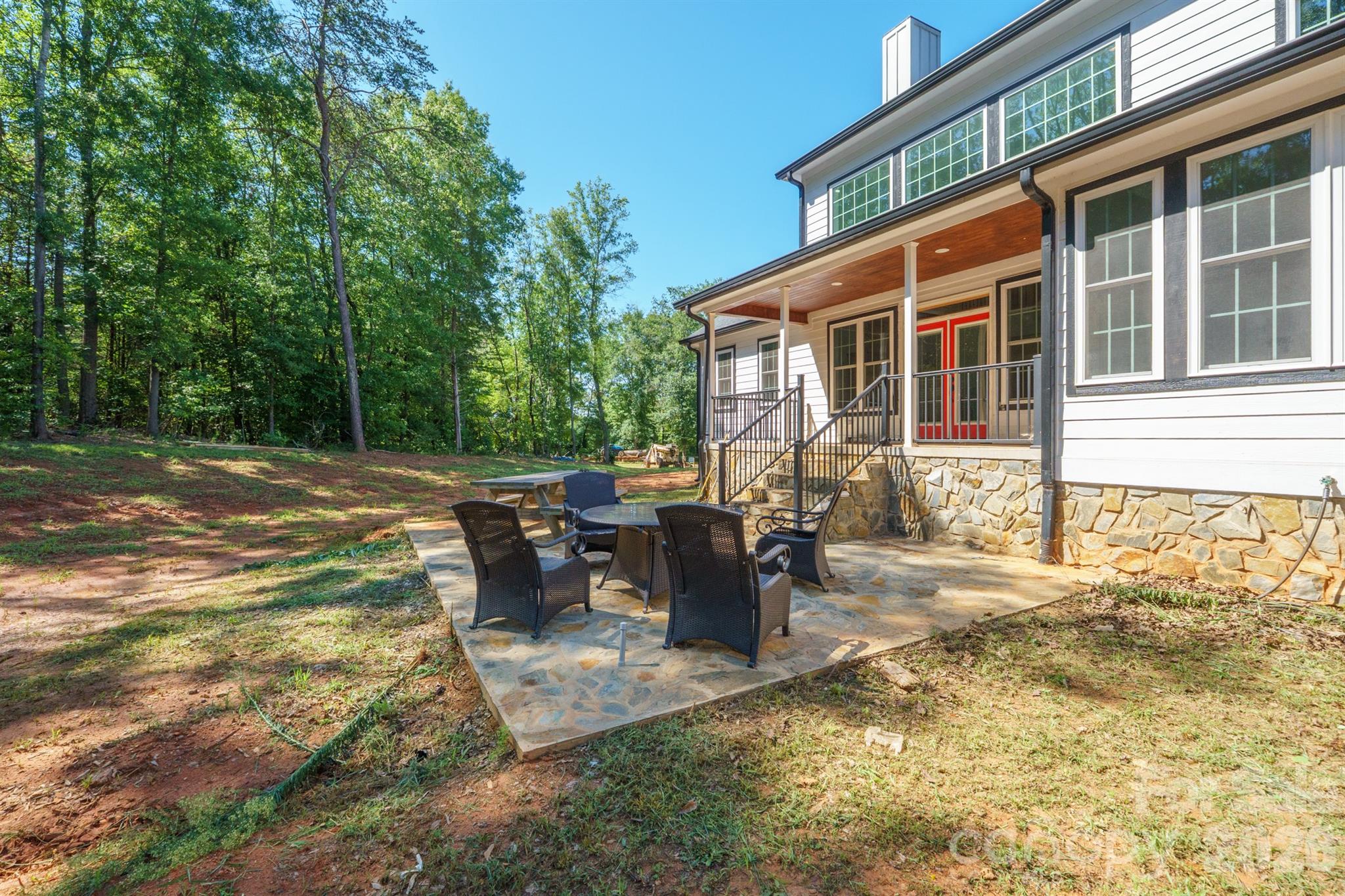 378 Walnut Tree Road — Statesville