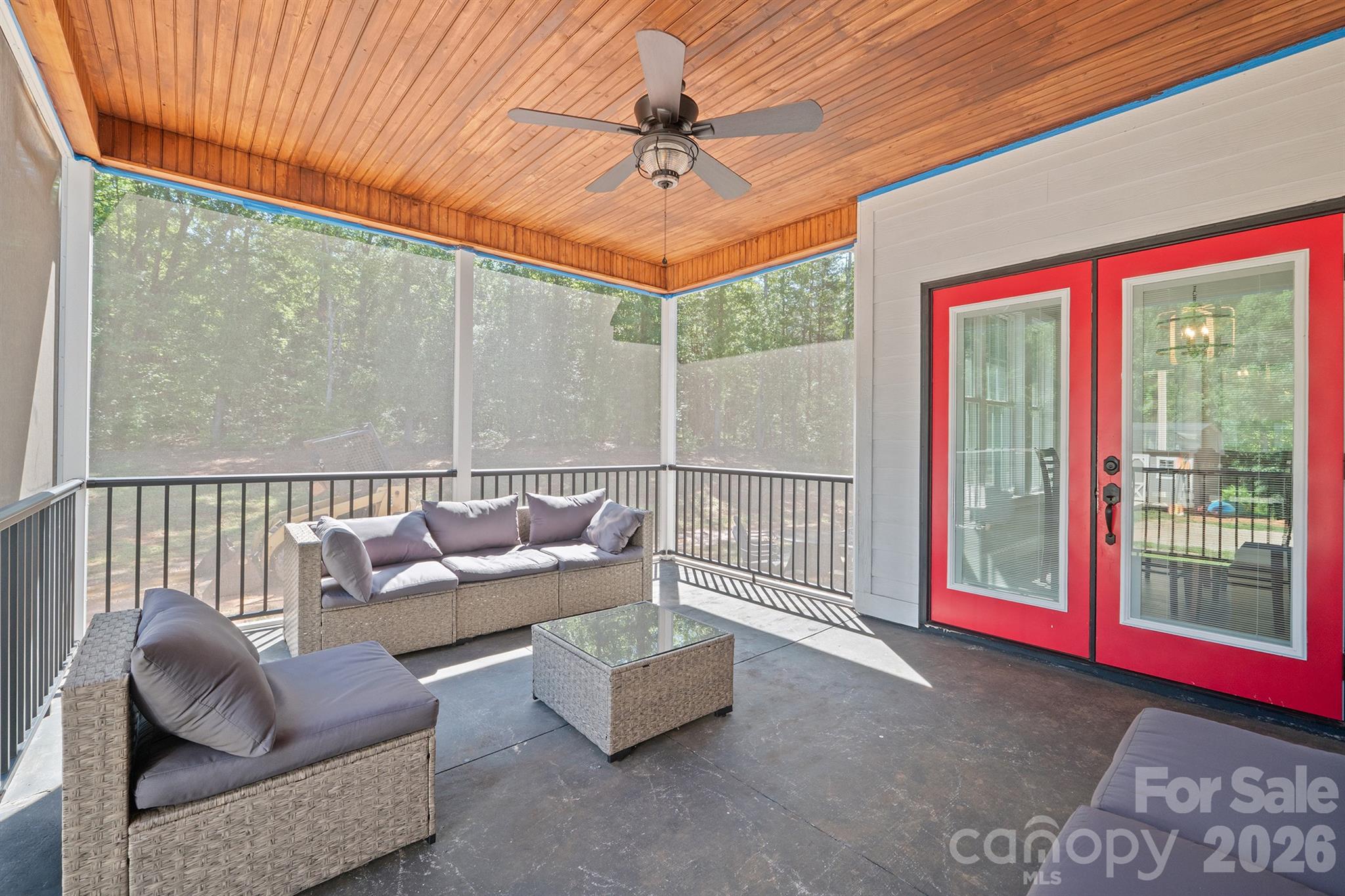 378 Walnut Tree Road — Statesville