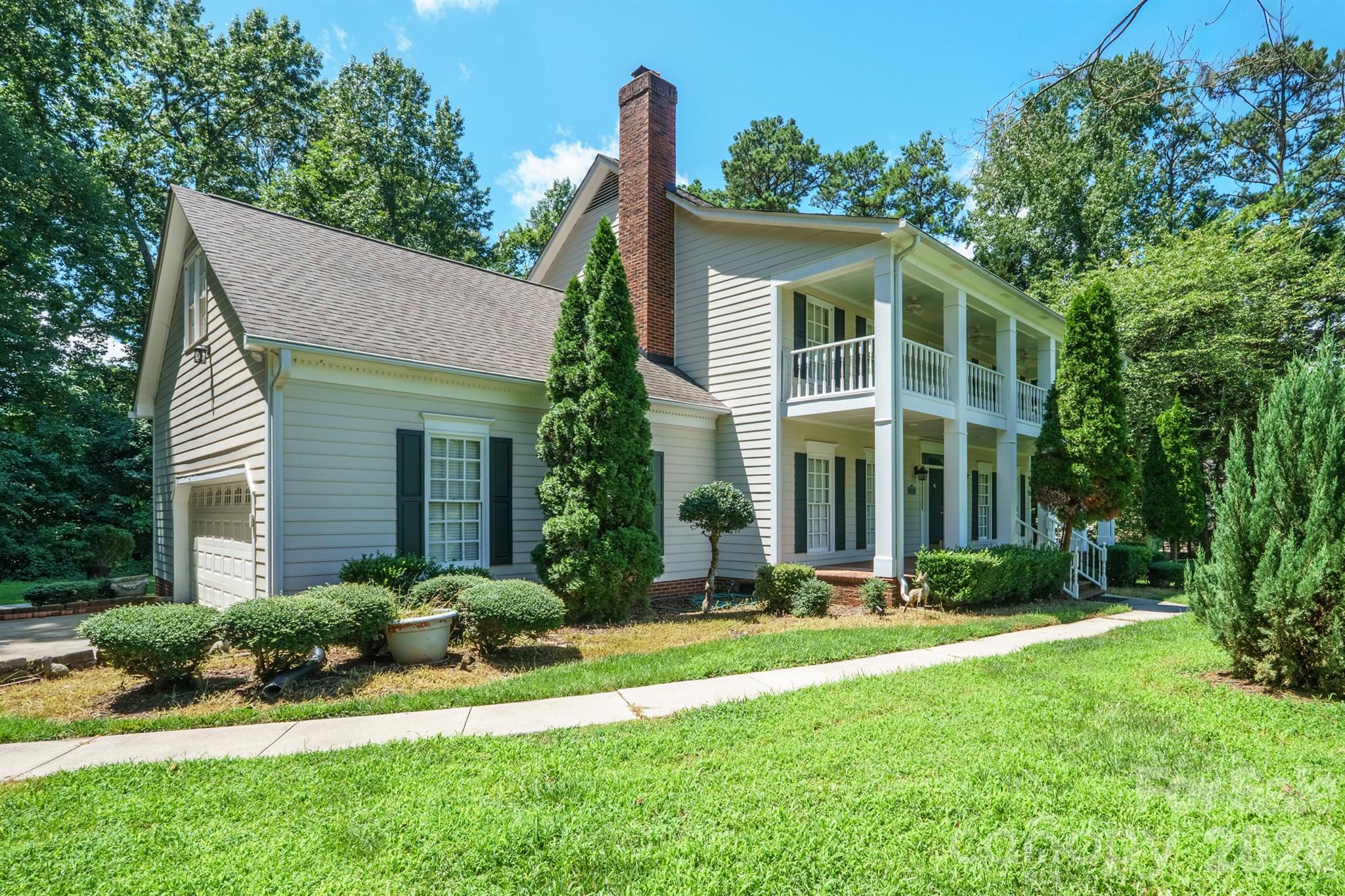 7000 Hollow Oak Drive — Charlotte