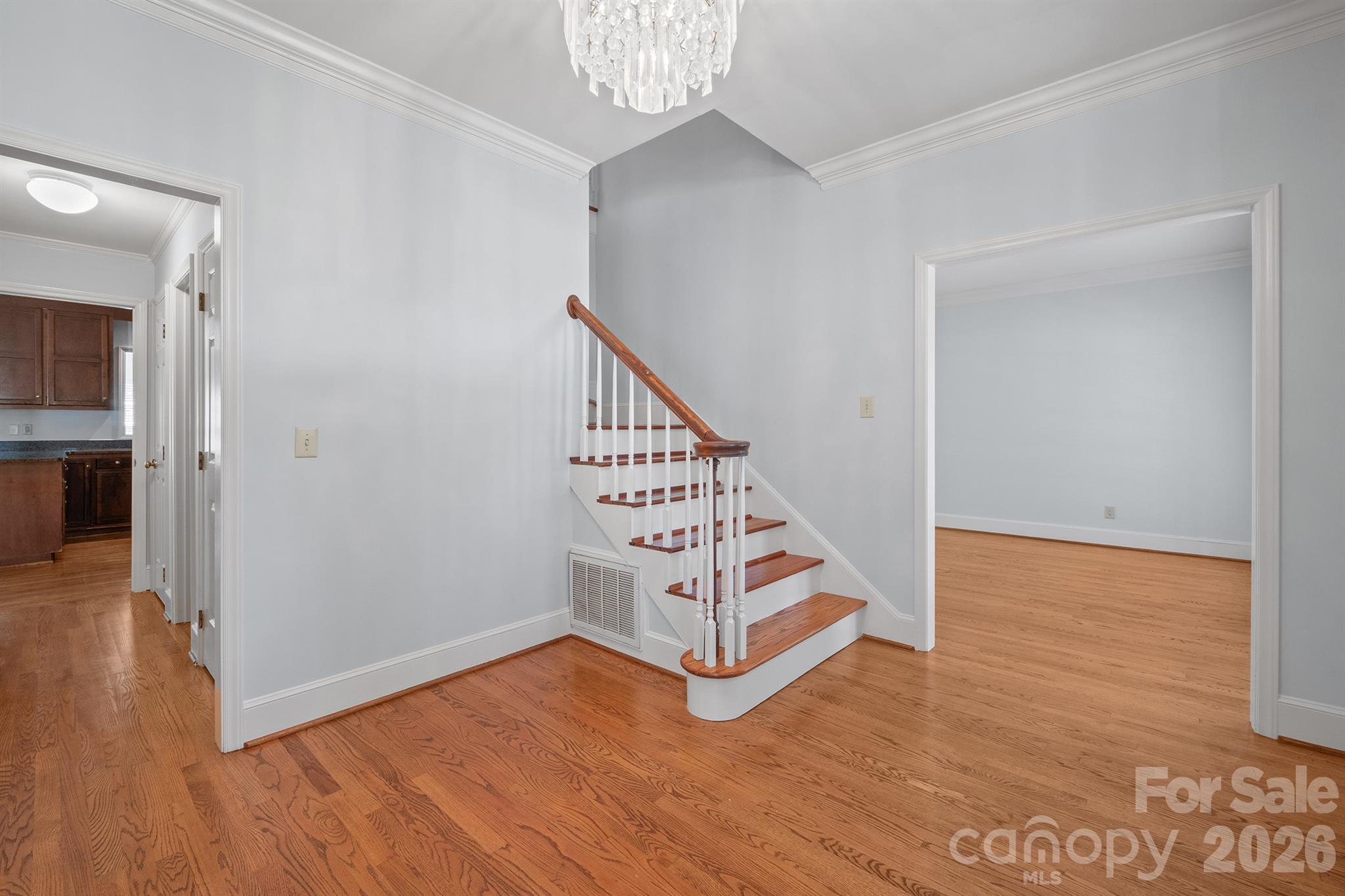 7000 Hollow Oak Drive — Charlotte
