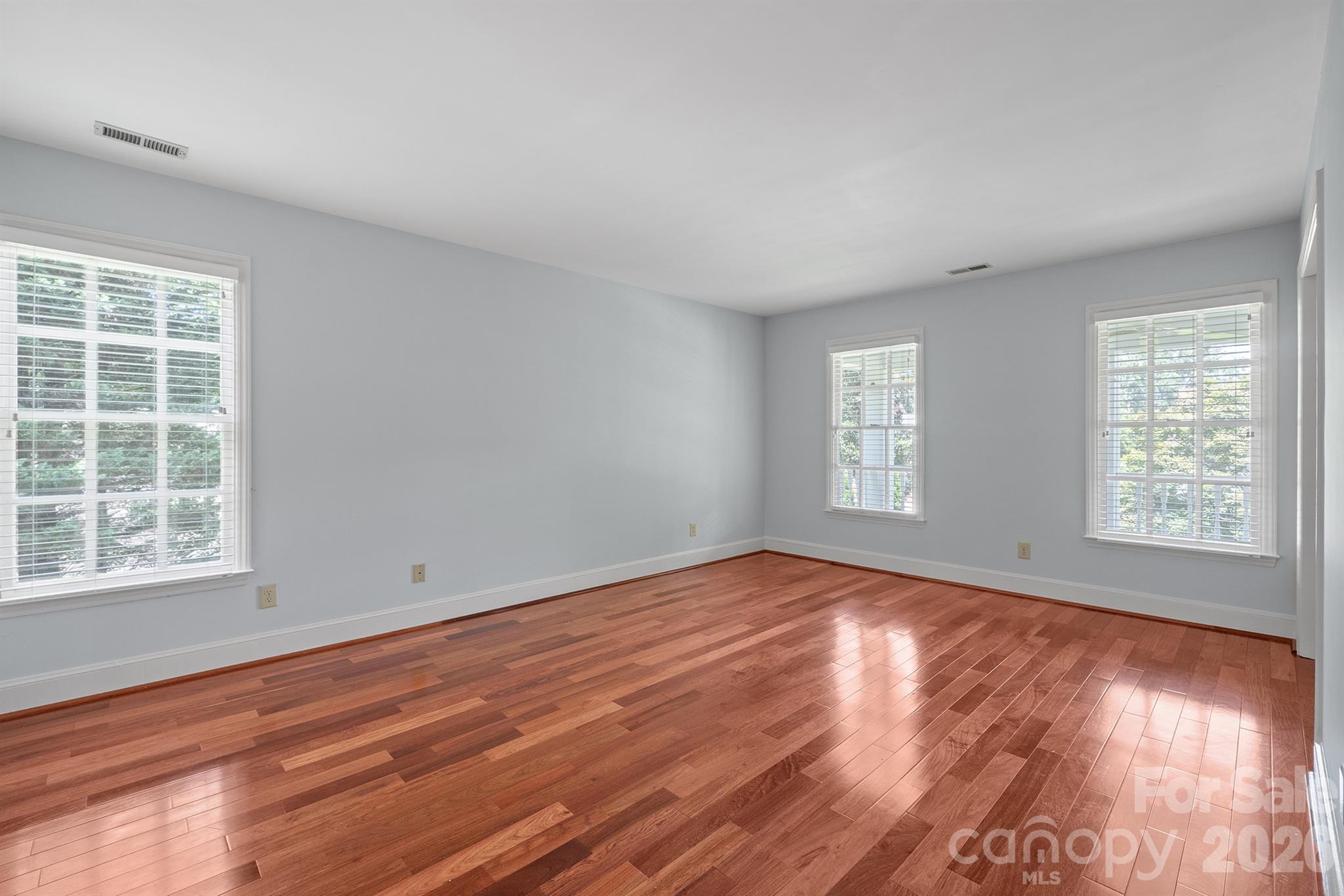 7000 Hollow Oak Drive — Charlotte