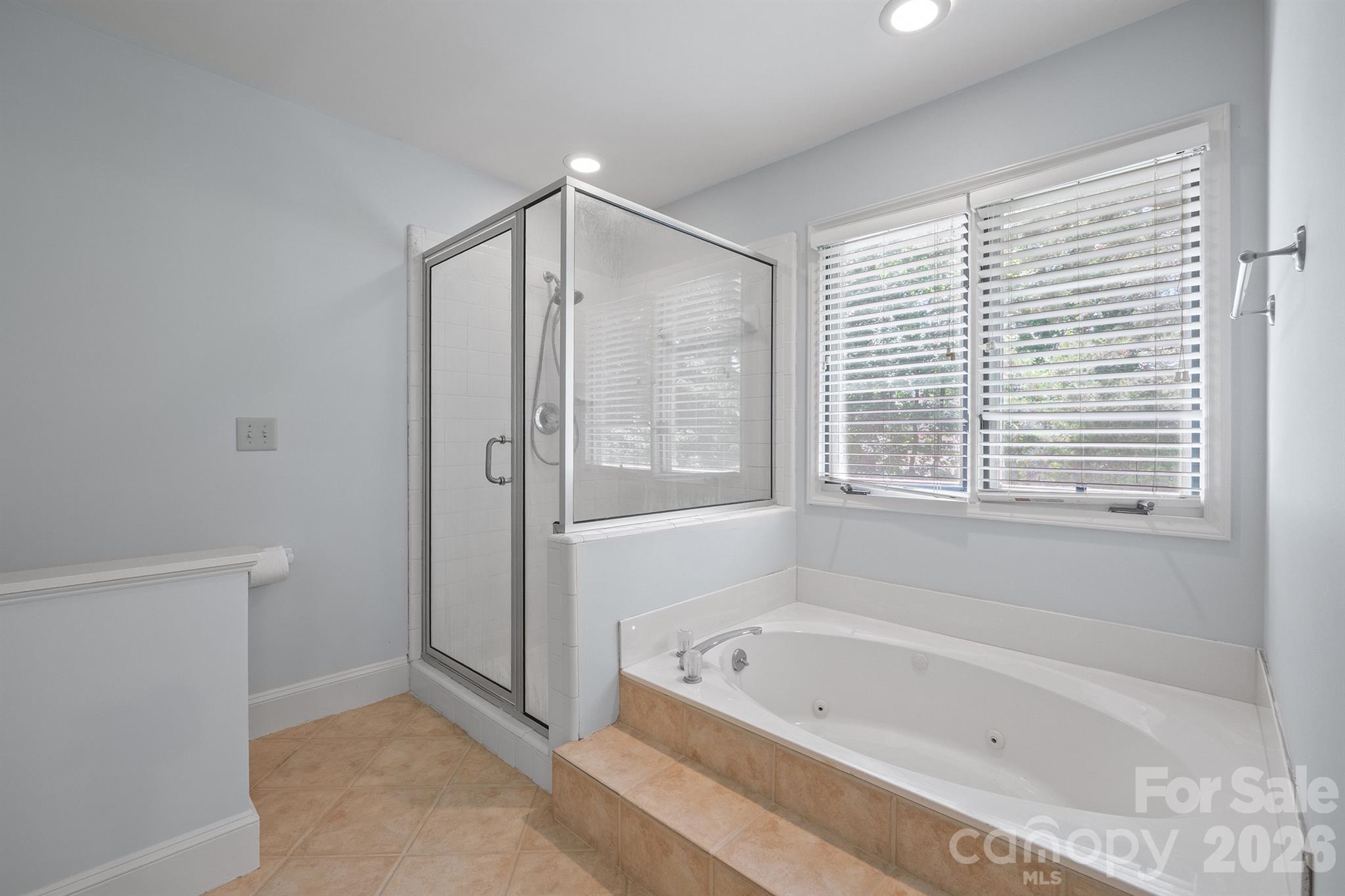 7000 Hollow Oak Drive — Charlotte