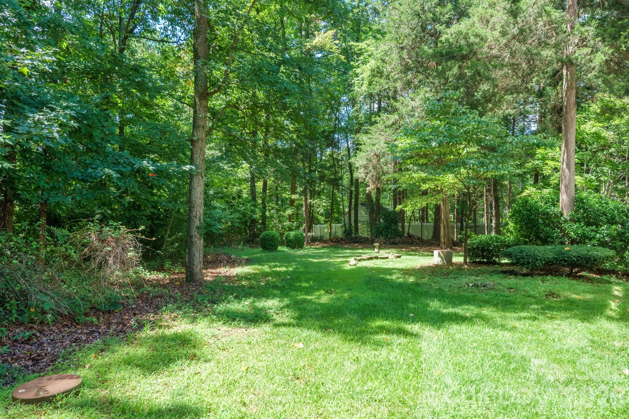 7000 Hollow Oak Drive — Charlotte
