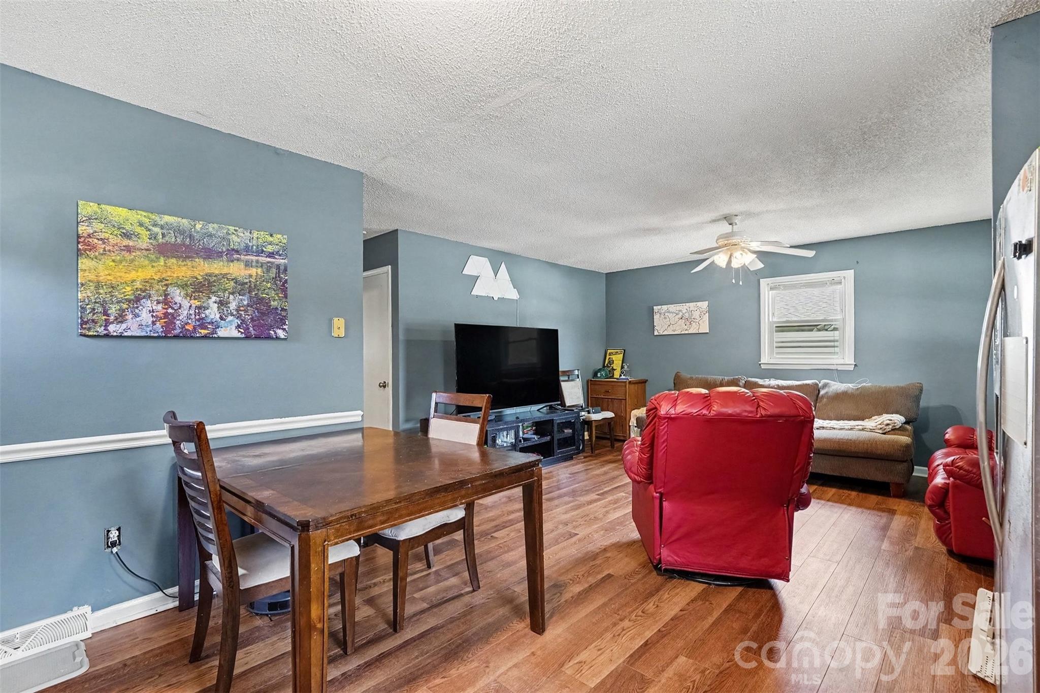 105 W Church Street — Granite Quarry