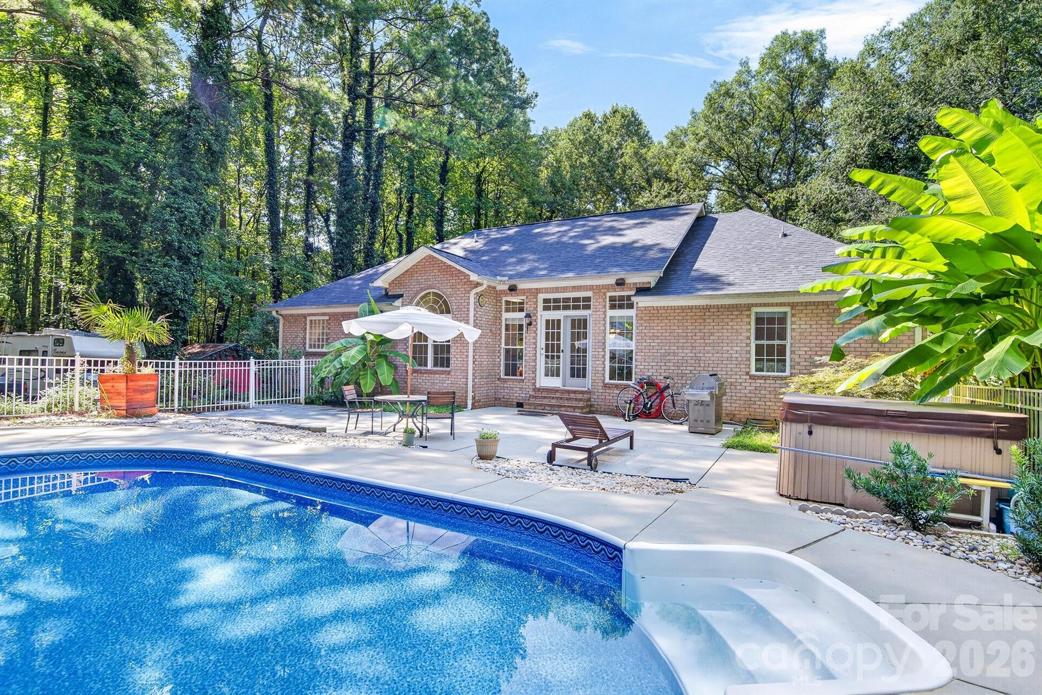 7097 Windy Pine Circle — Denver