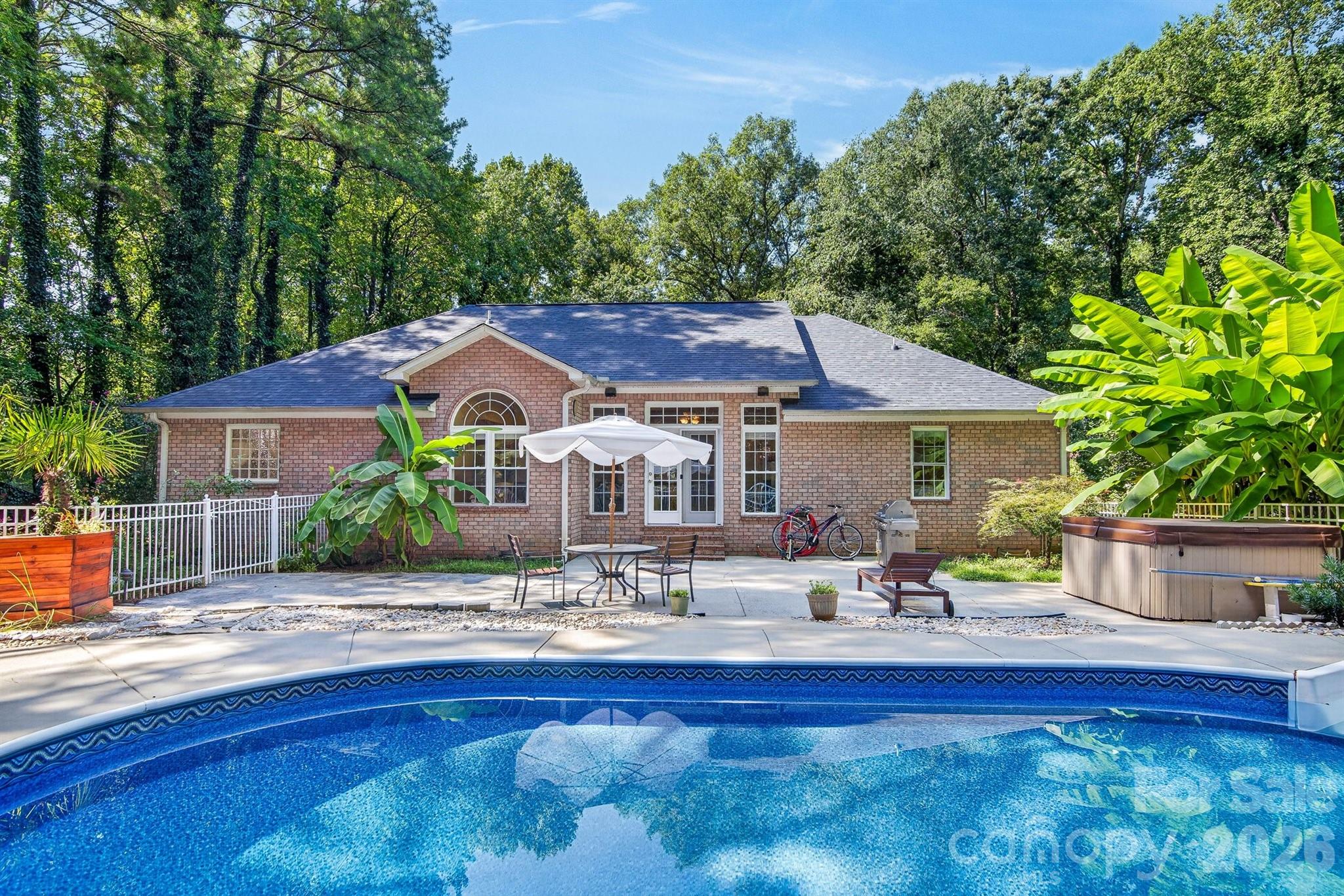 7097 Windy Pine Circle — Denver