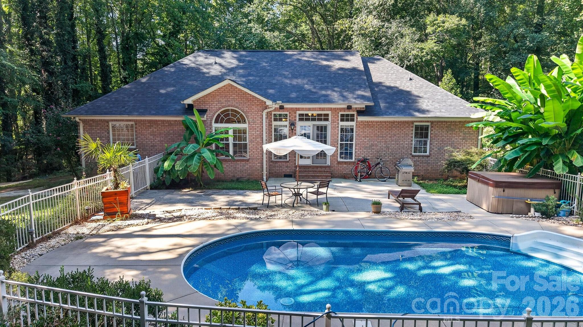 7097 Windy Pine Circle — Denver
