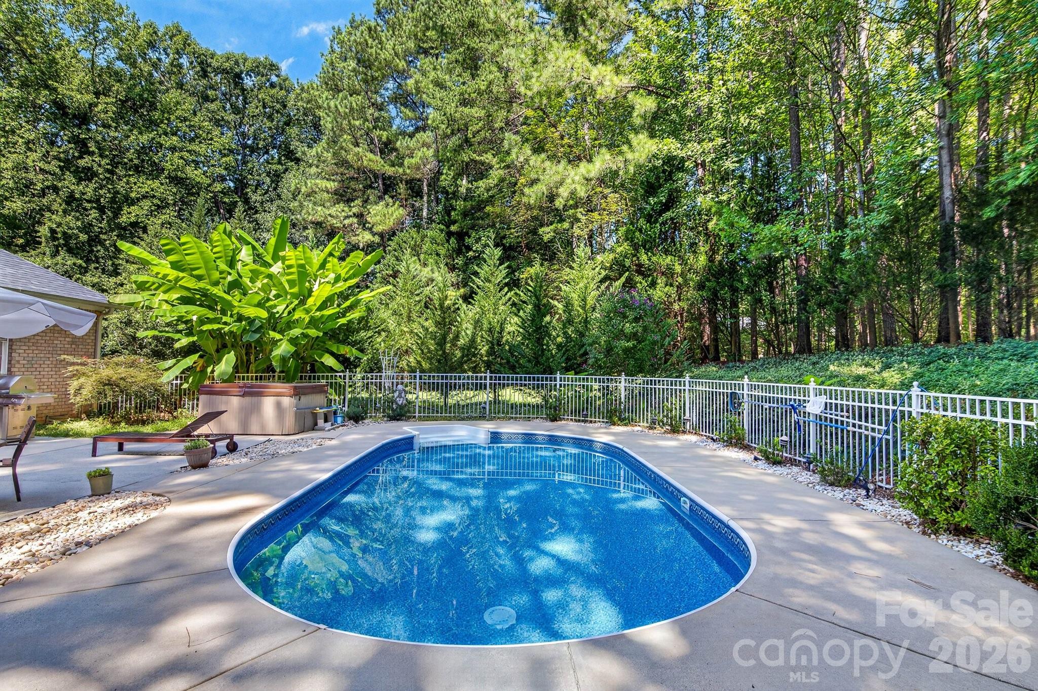 7097 Windy Pine Circle — Denver