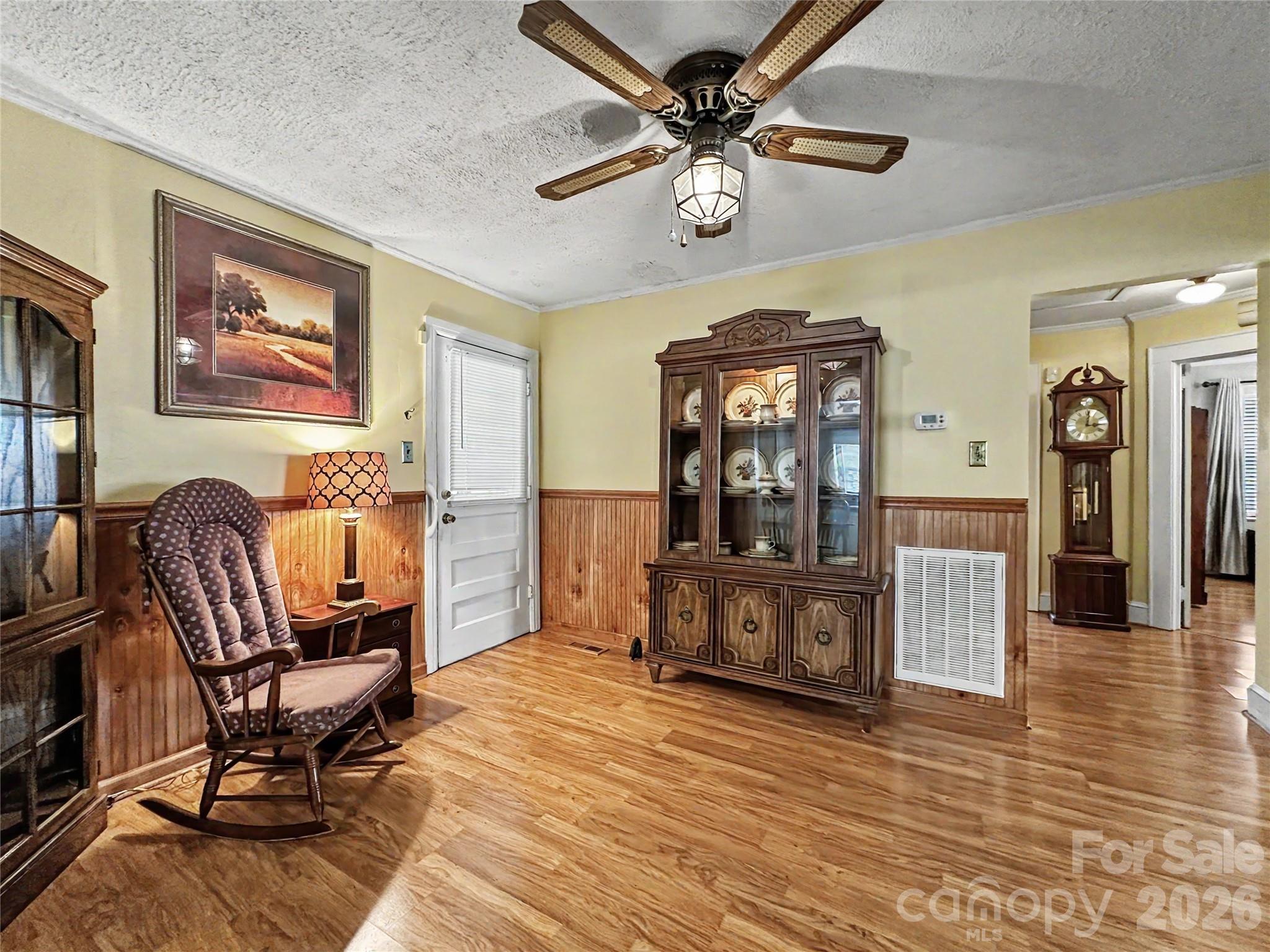 832 Baker Street — Statesville