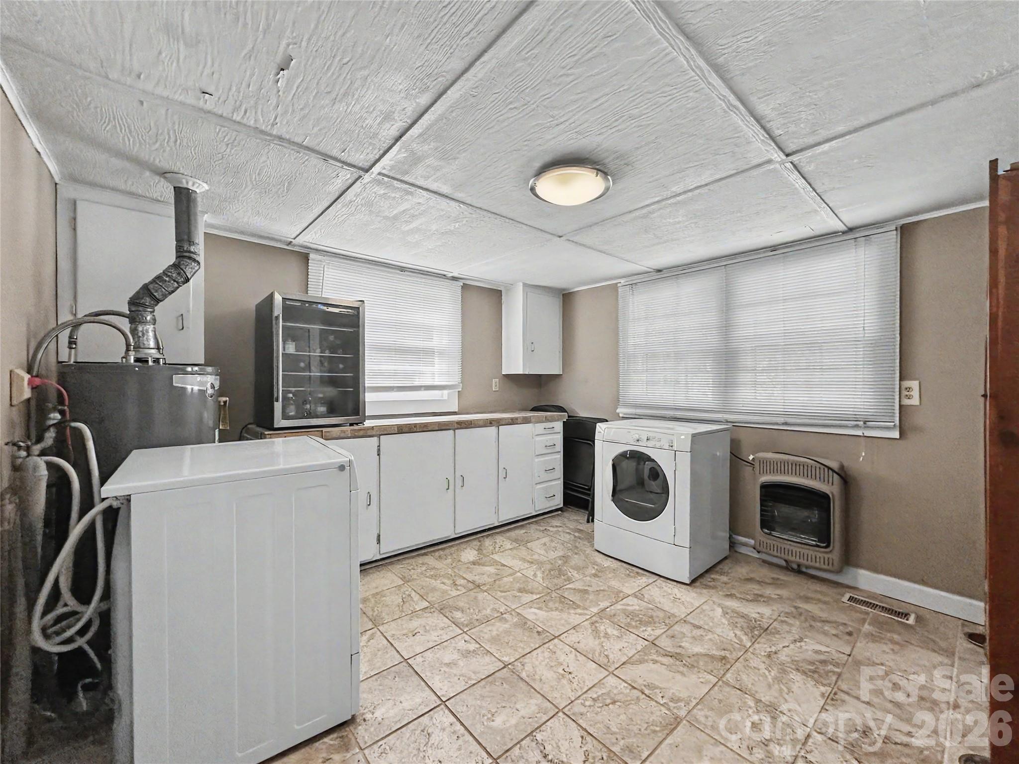 832 Baker Street — Statesville