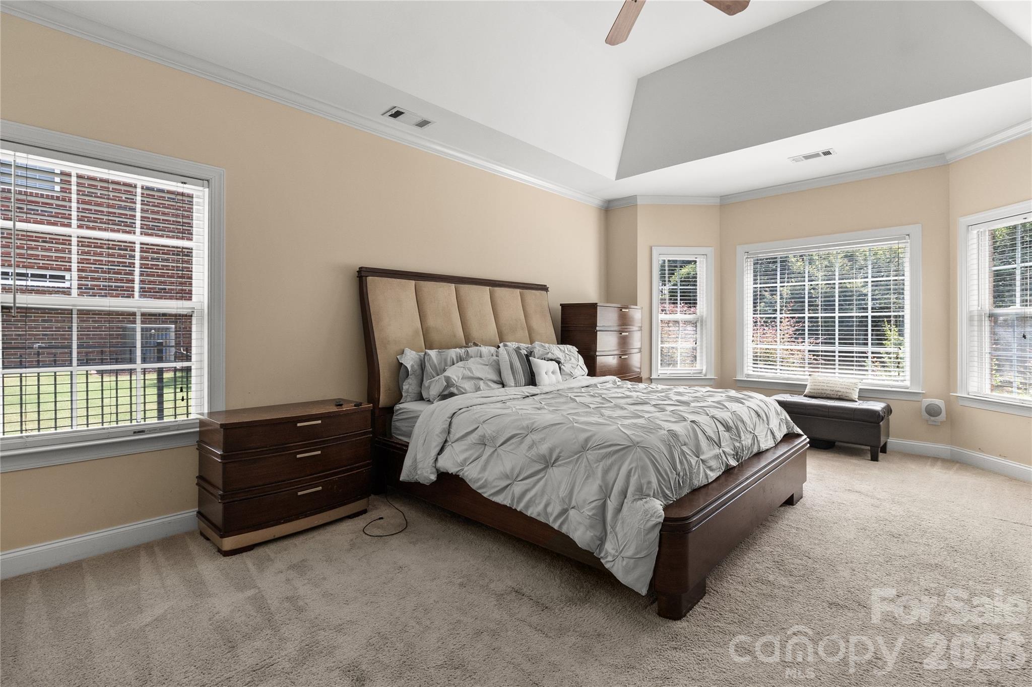 8744 Savannah Road — Harrisburg