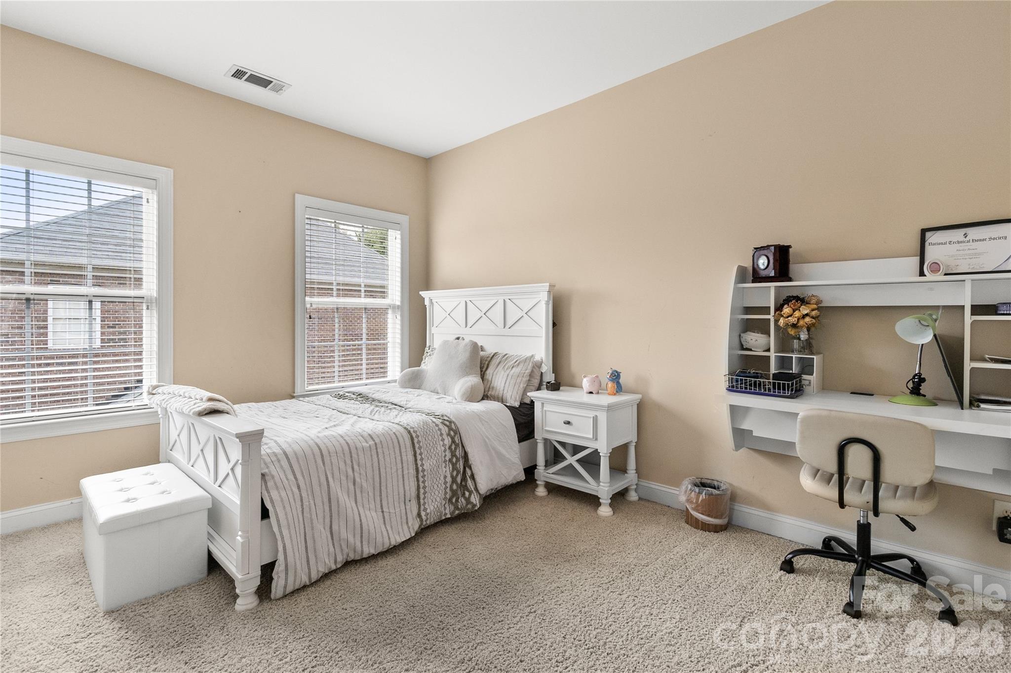 8744 Savannah Road — Harrisburg