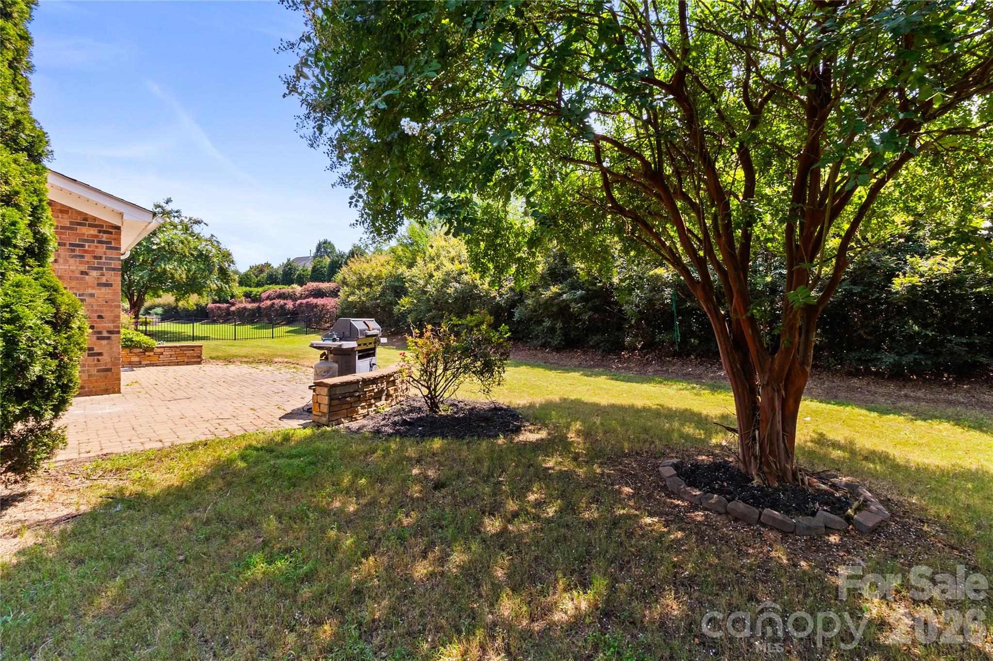 8744 Savannah Road — Harrisburg