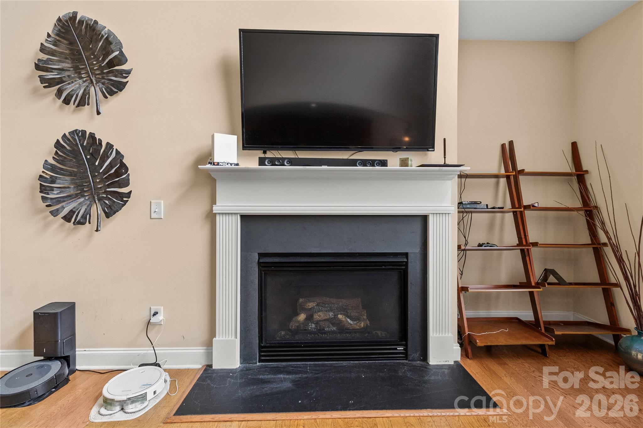 8744 Savannah Road — Harrisburg