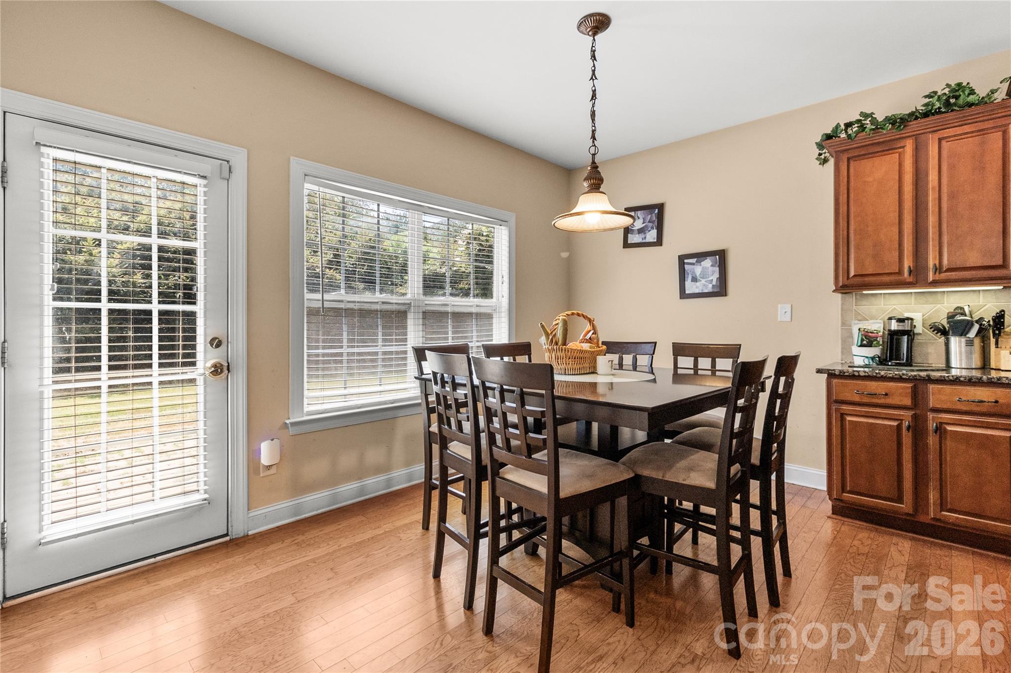 8744 Savannah Road — Harrisburg