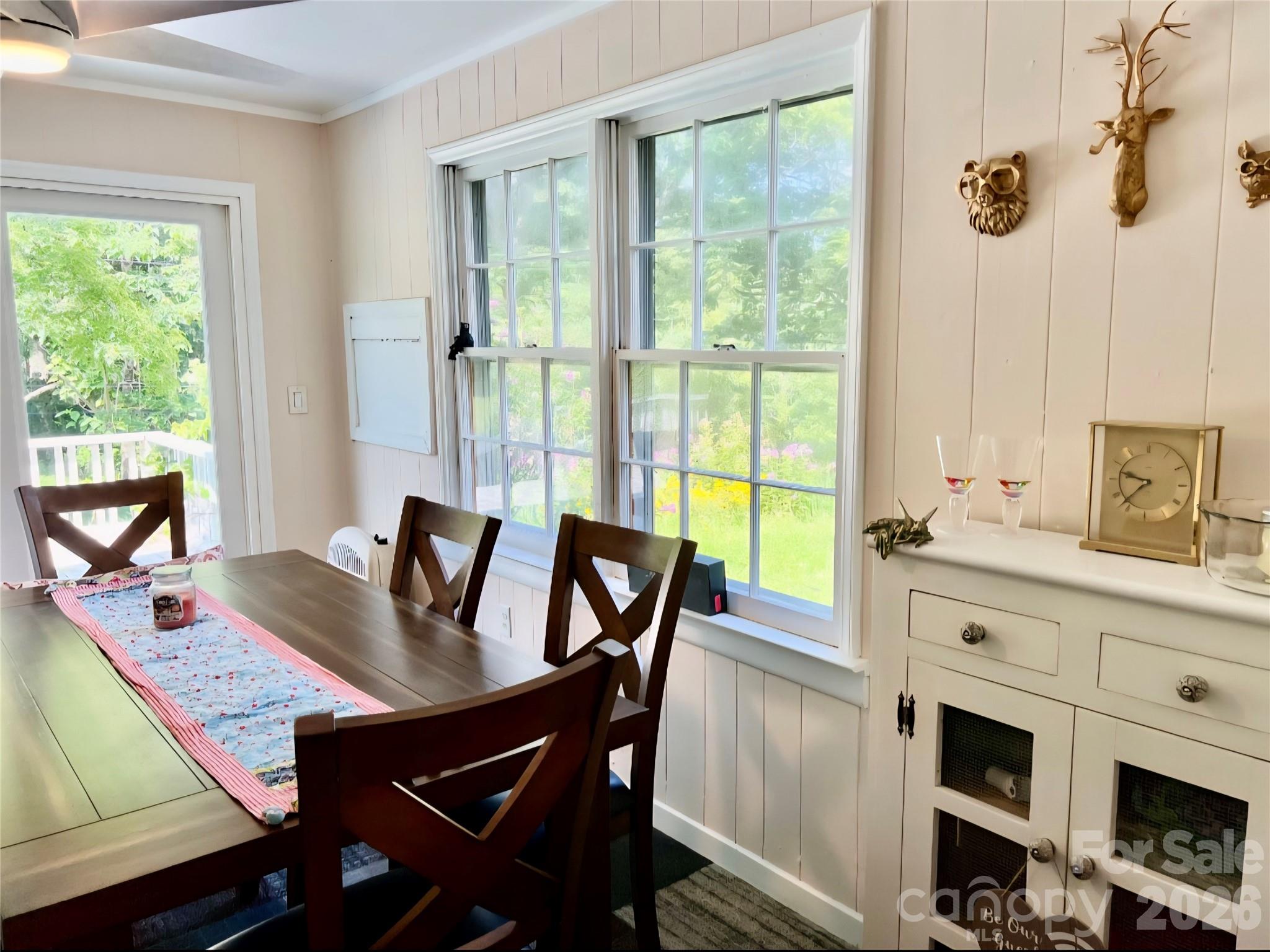 1323 Locust Grove Road — Hendersonville