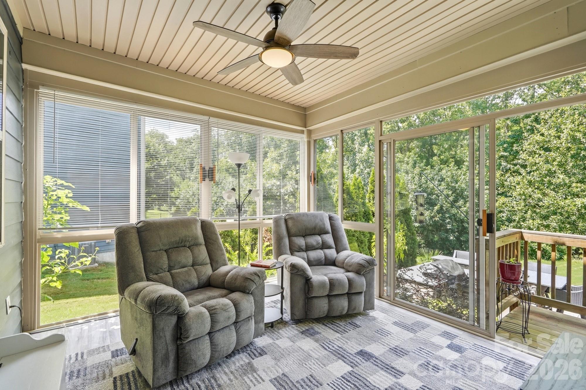 561 Sandbar Point — Lake Wylie
