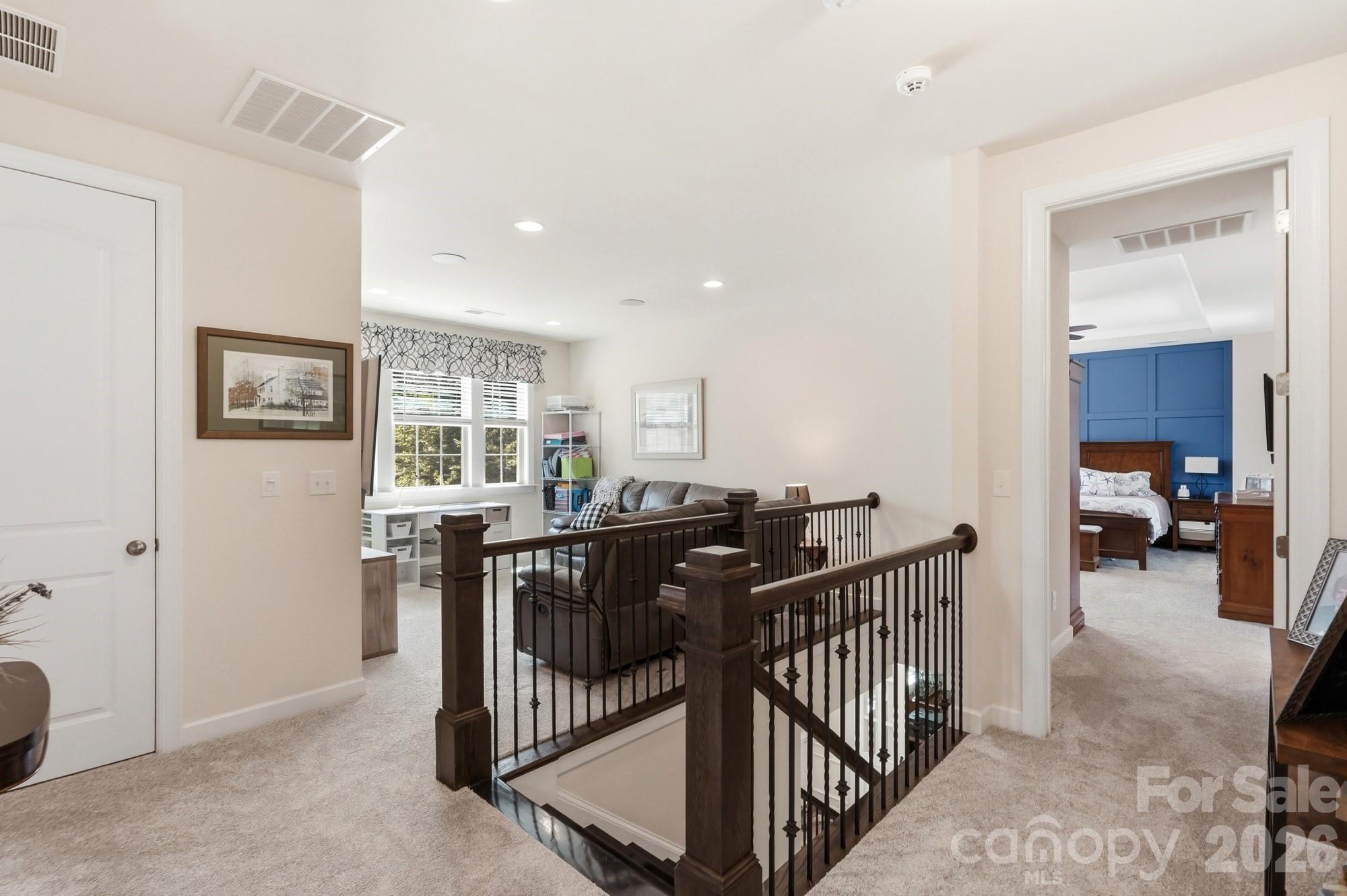 561 Sandbar Point — Lake Wylie