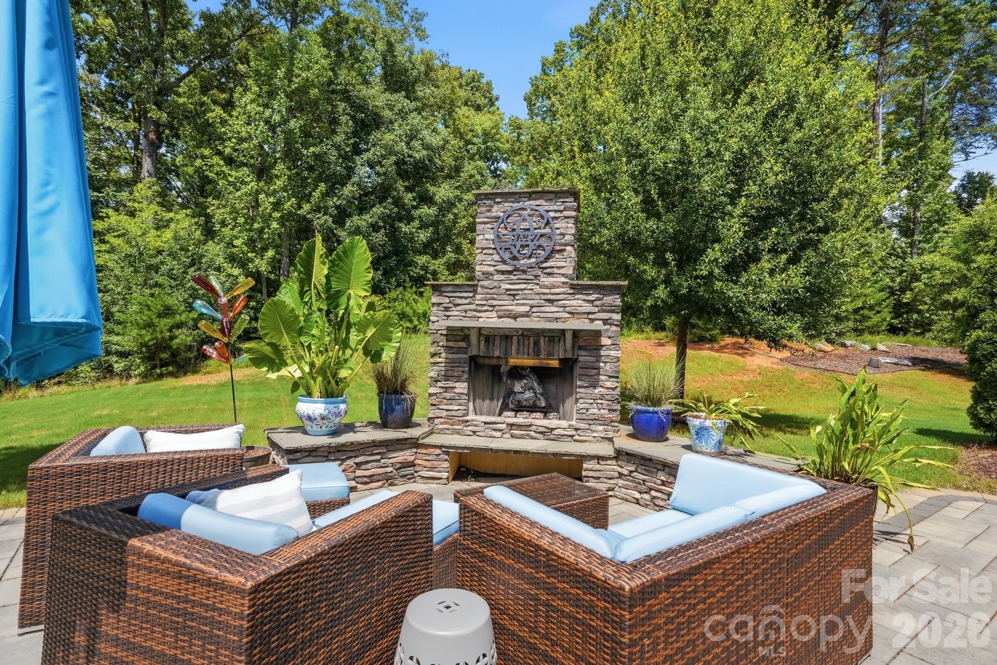 561 Sandbar Point — Lake Wylie