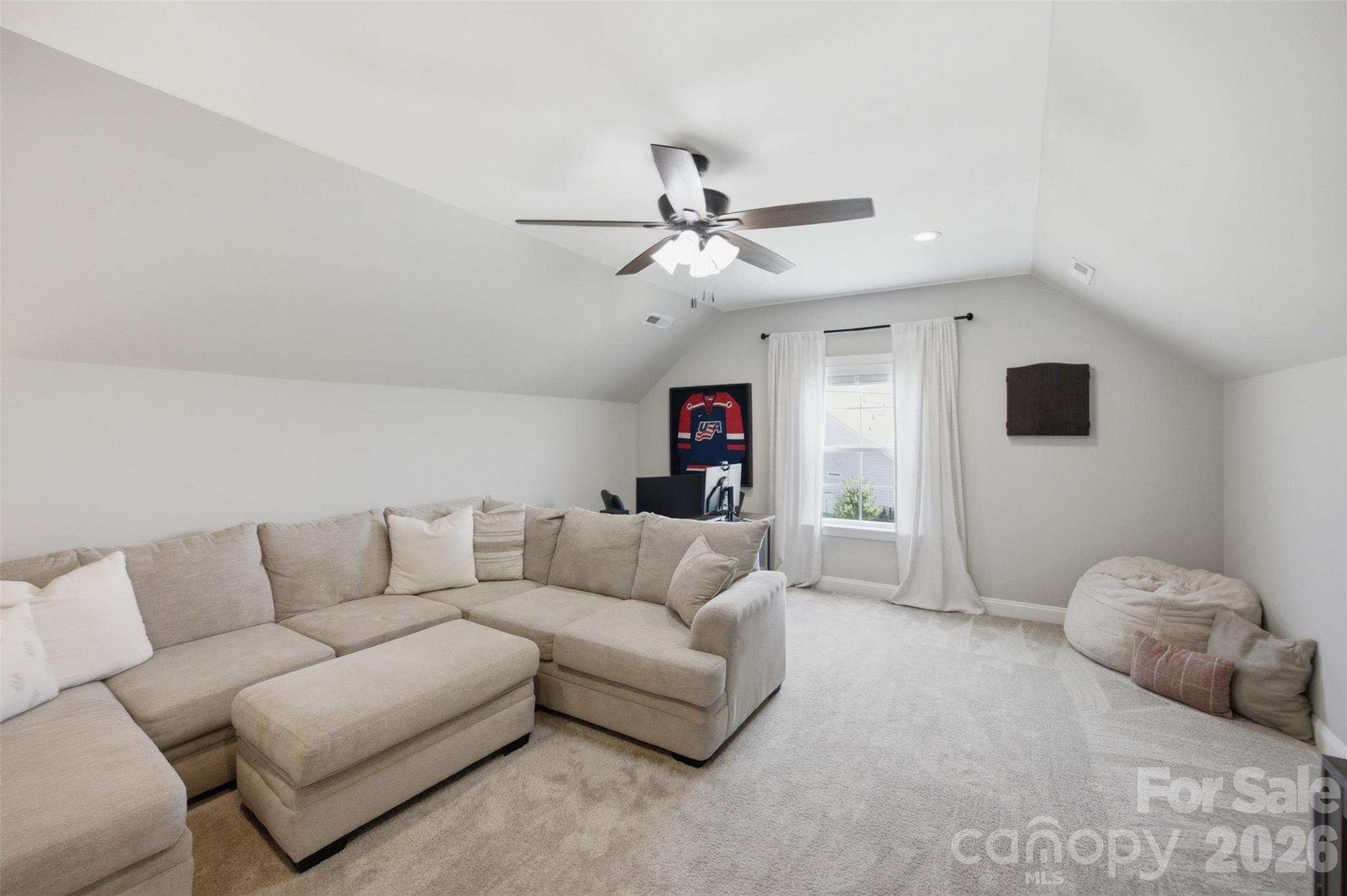 7025 Kingfisher Way — Belmont