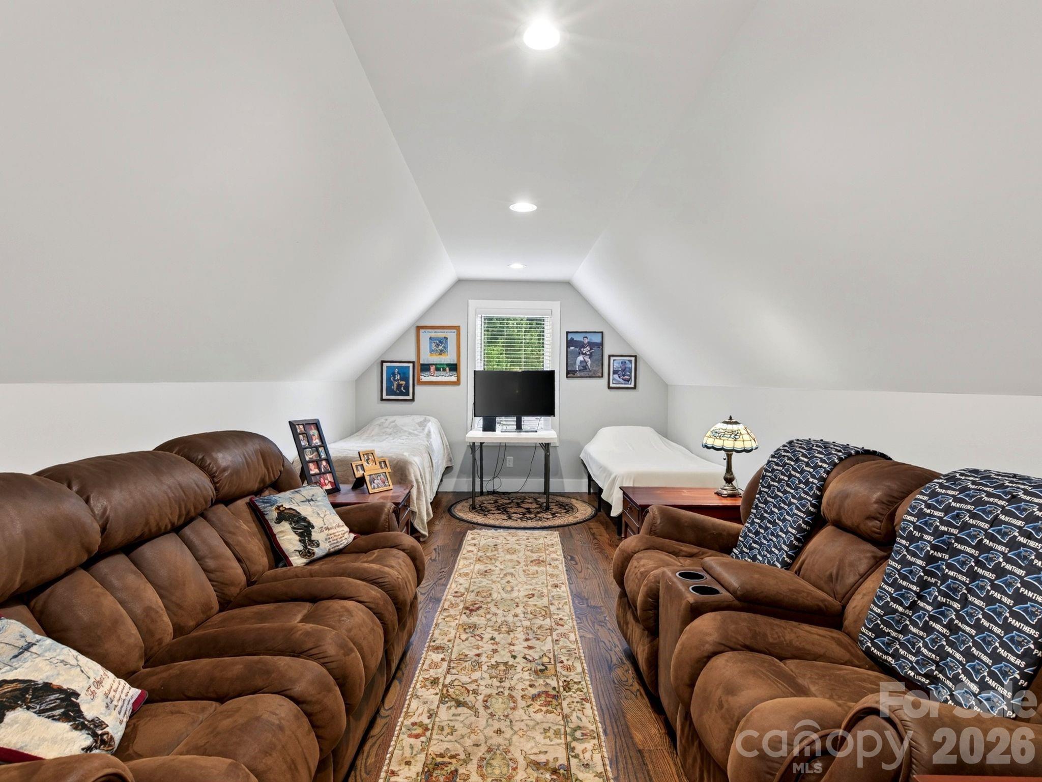 35 Meadow Haven Court — Mills River