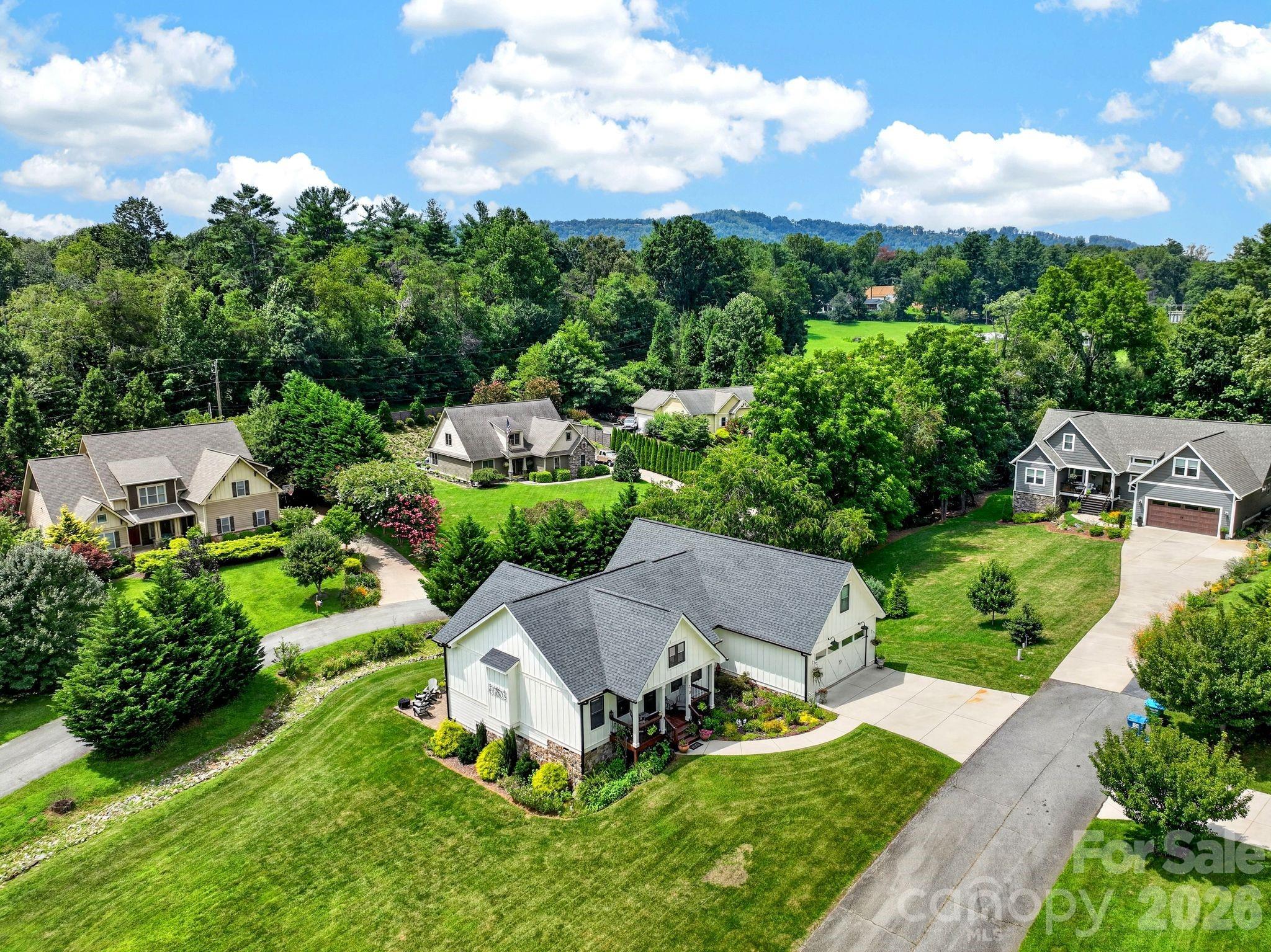 35 Meadow Haven Court — Mills River