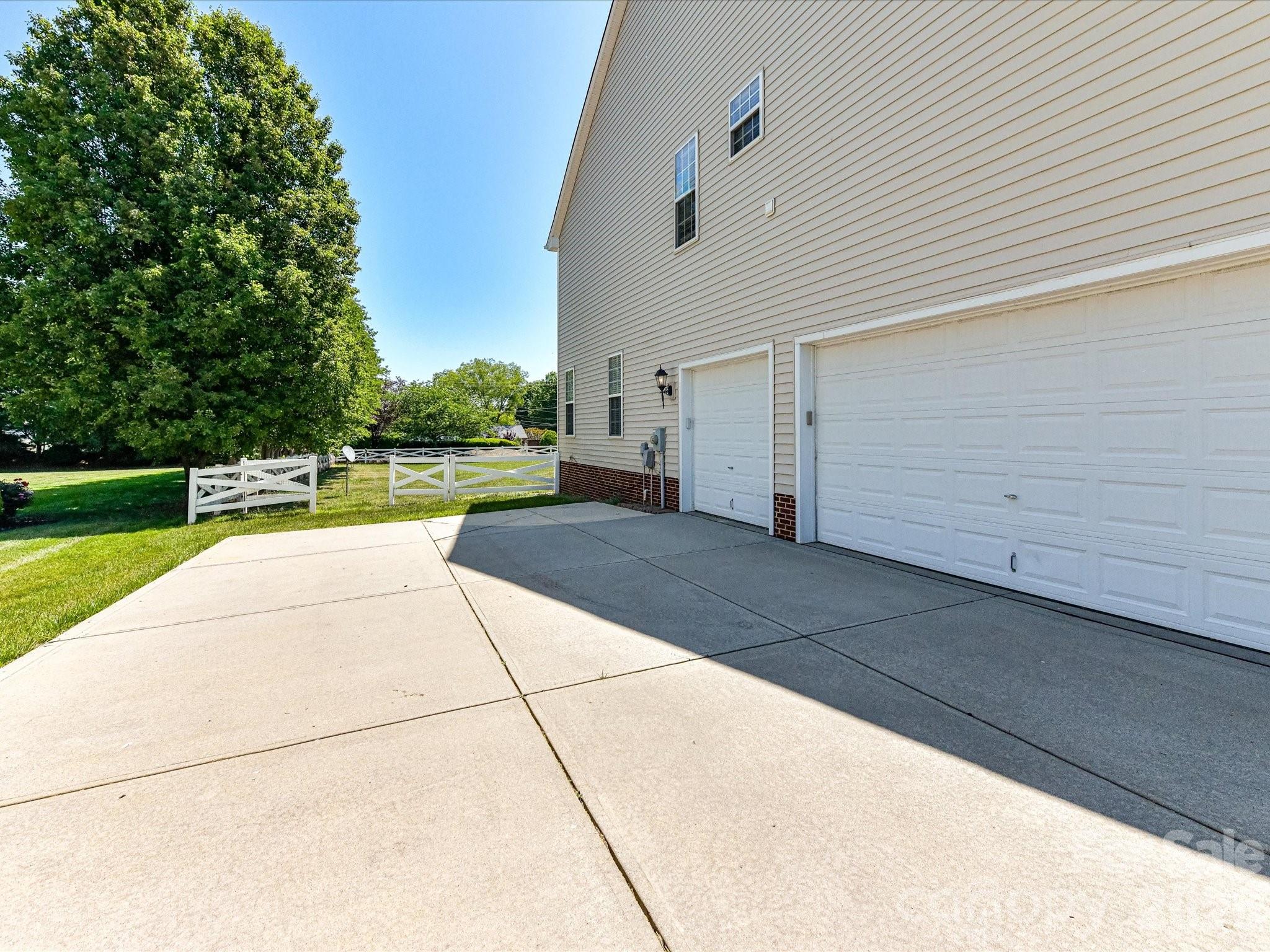 139 Corona Circle — Mooresville