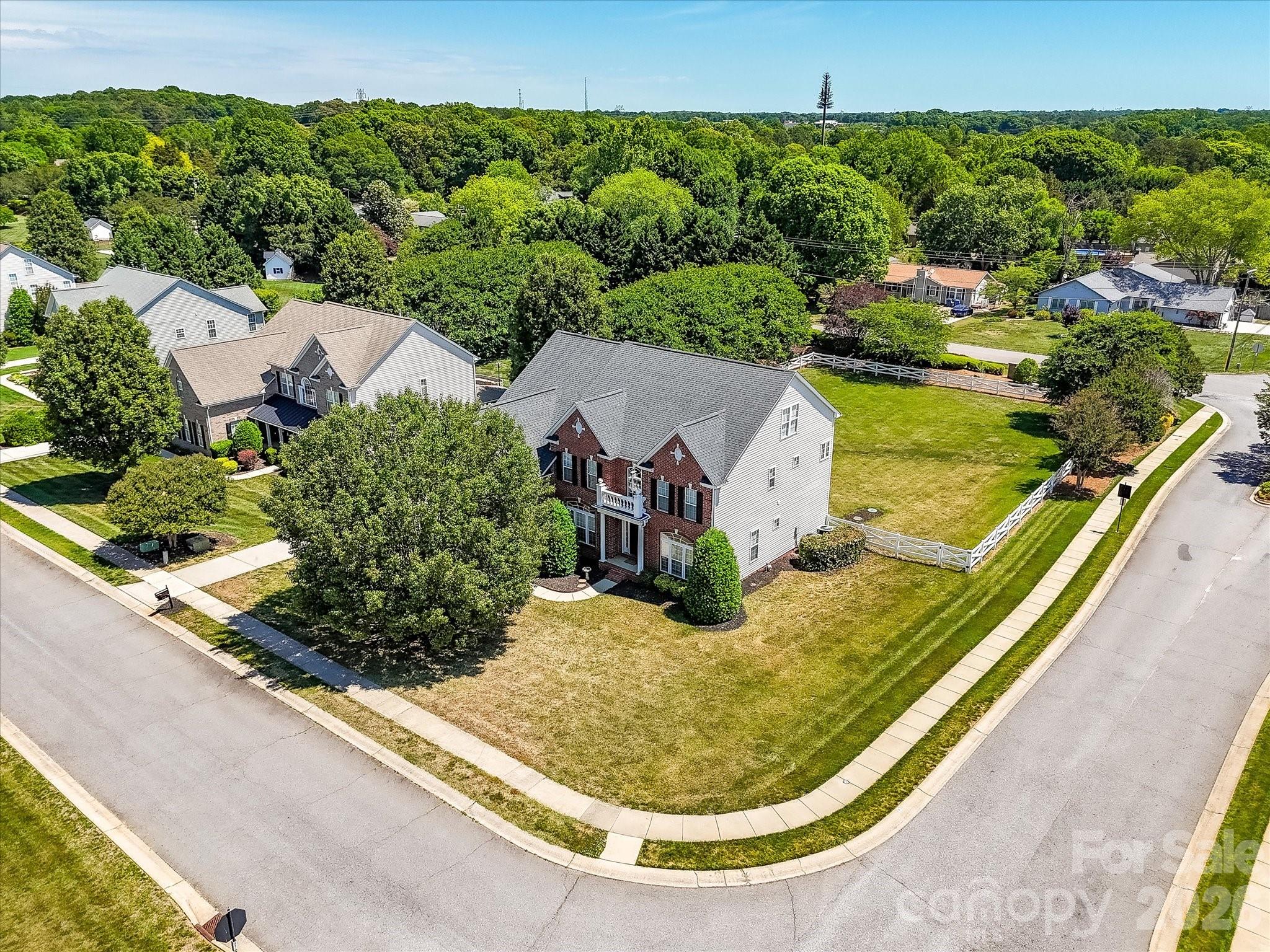 139 Corona Circle — Mooresville