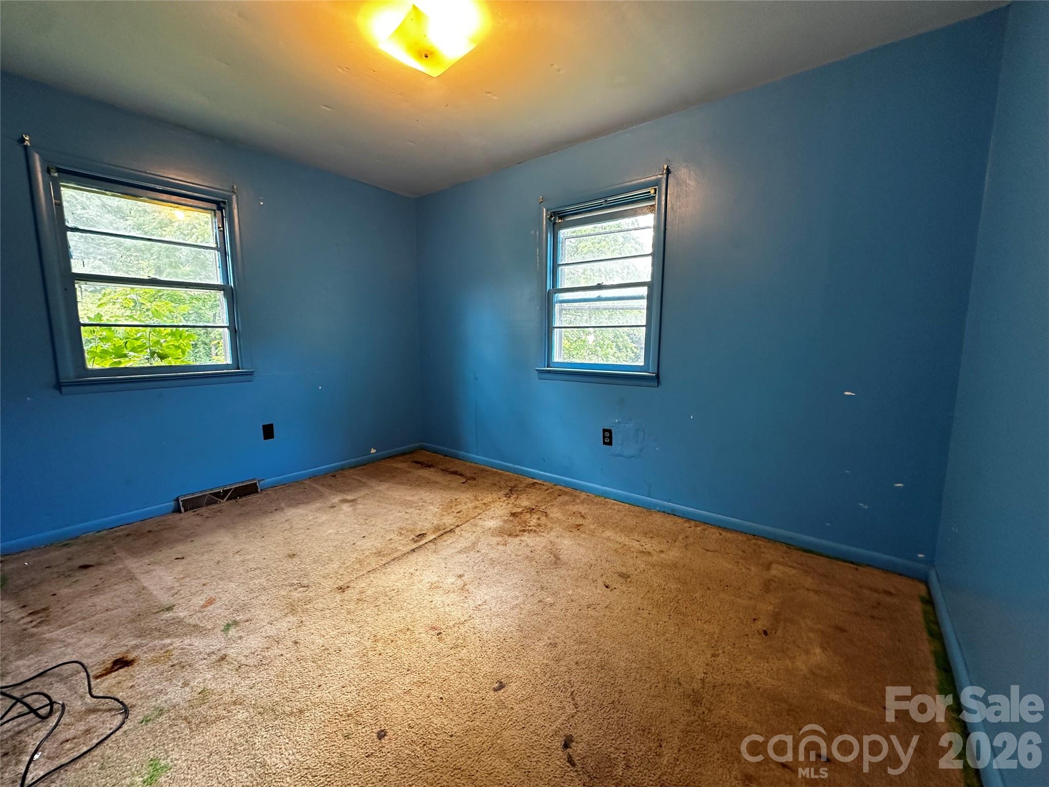 440 US 19e Highway — Spruce Pine