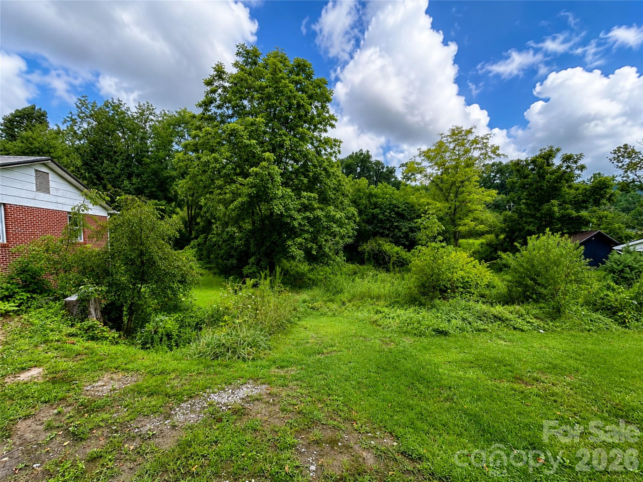 440 US 19e Highway — Spruce Pine