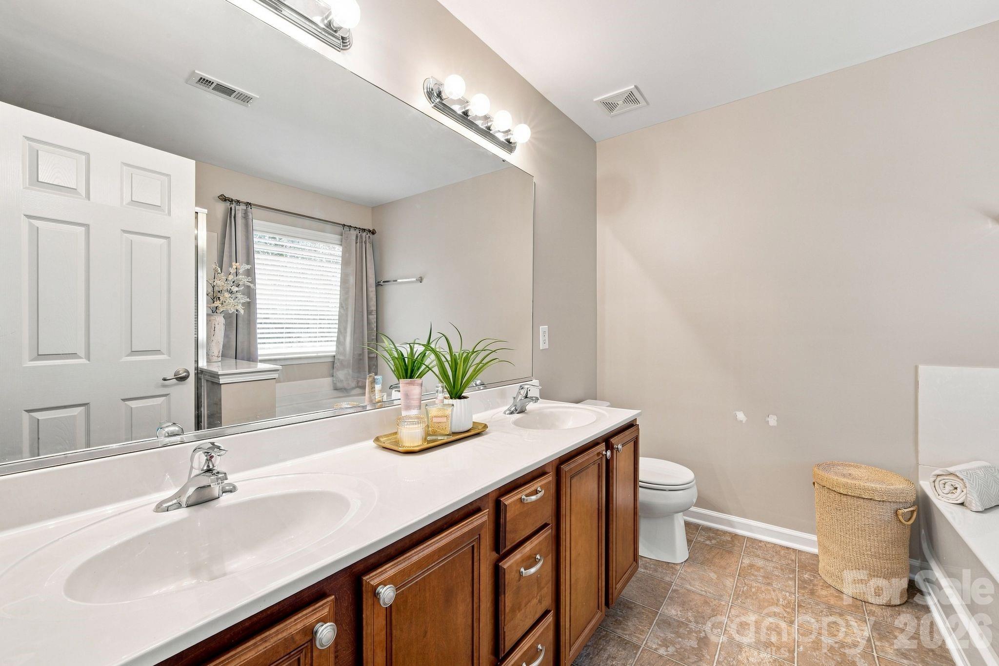 4008 Asher Court — Charlotte