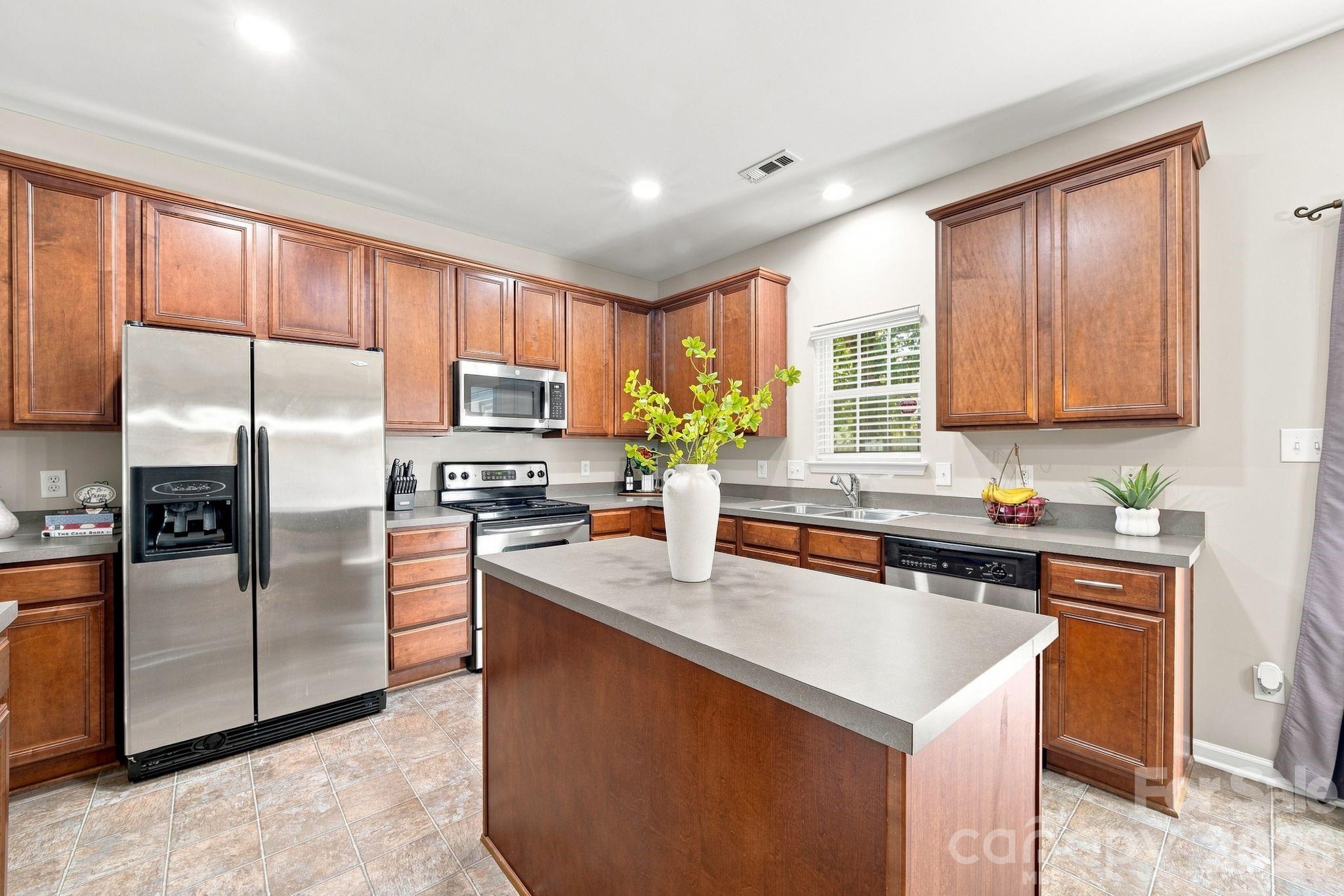 4008 Asher Court — Charlotte