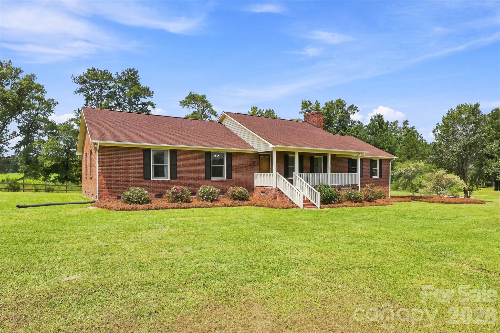 650 Monticello Road — Lancaster