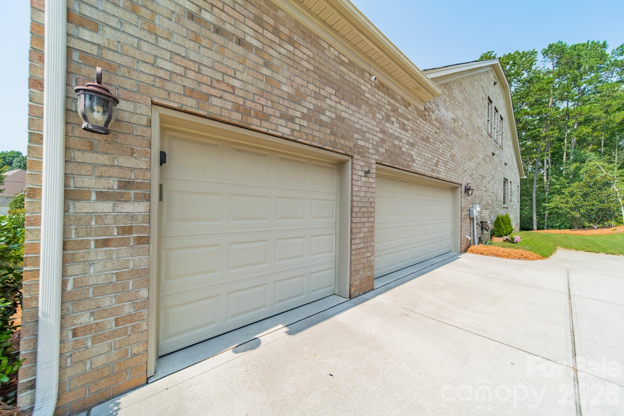 417 Five Leaf Lane — Waxhaw