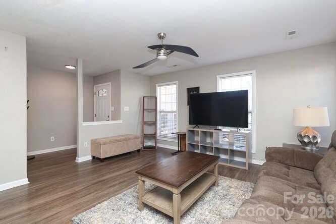 1109 Triece Lane — Charlotte
