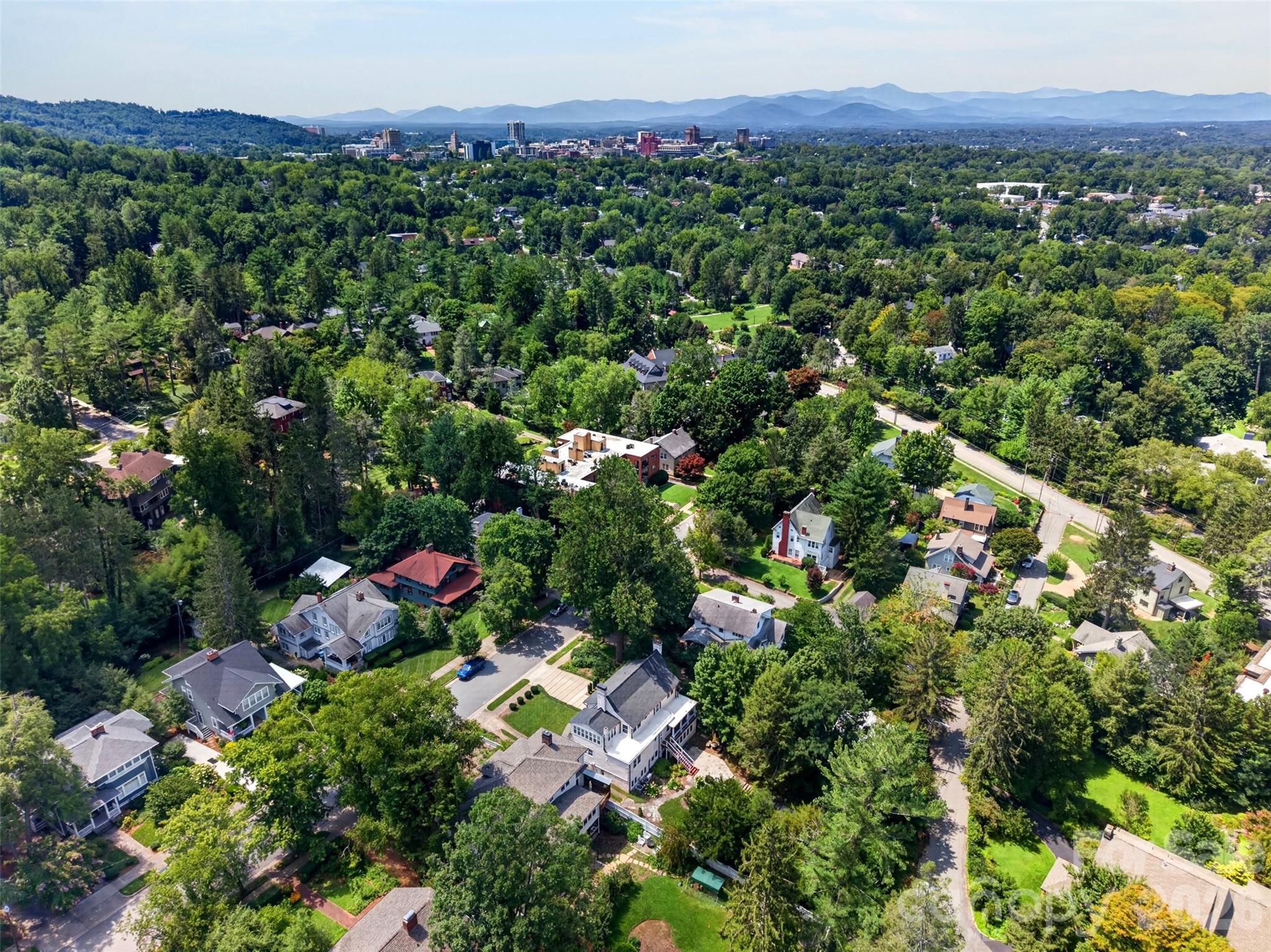 55 Edgemont Road — Asheville