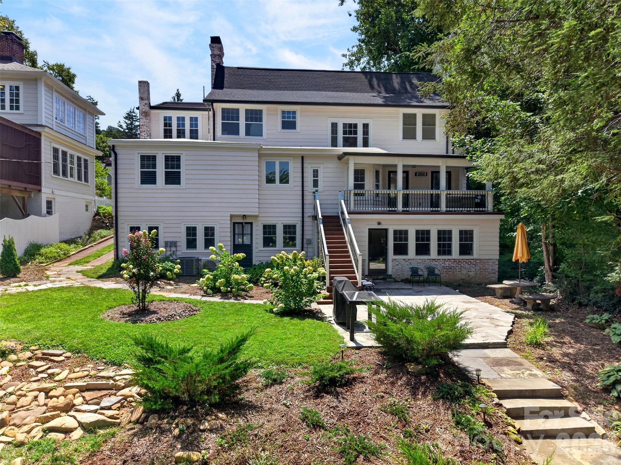 55 Edgemont Road — Asheville